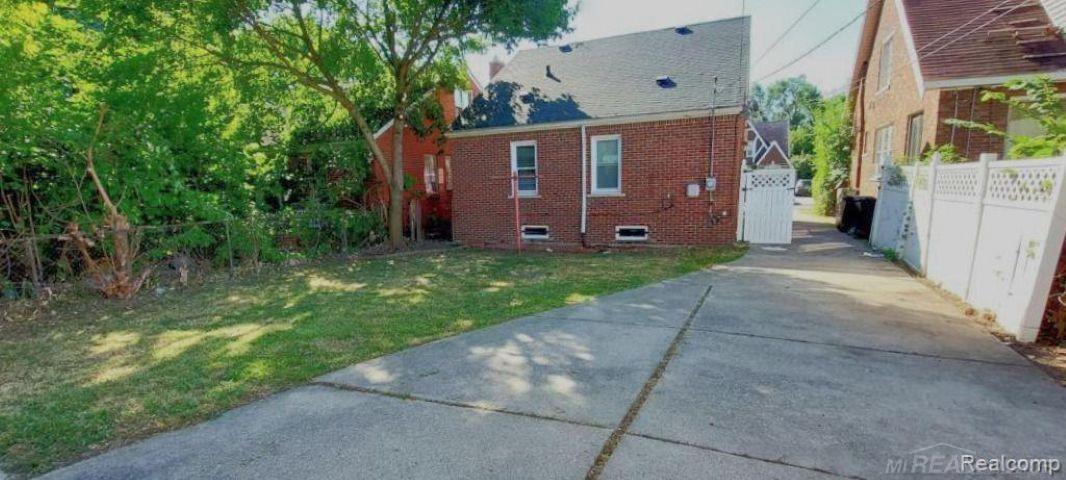 3rd image of 12019 Nashville St St, Detroit, MI 48205 | MLS# 50216979