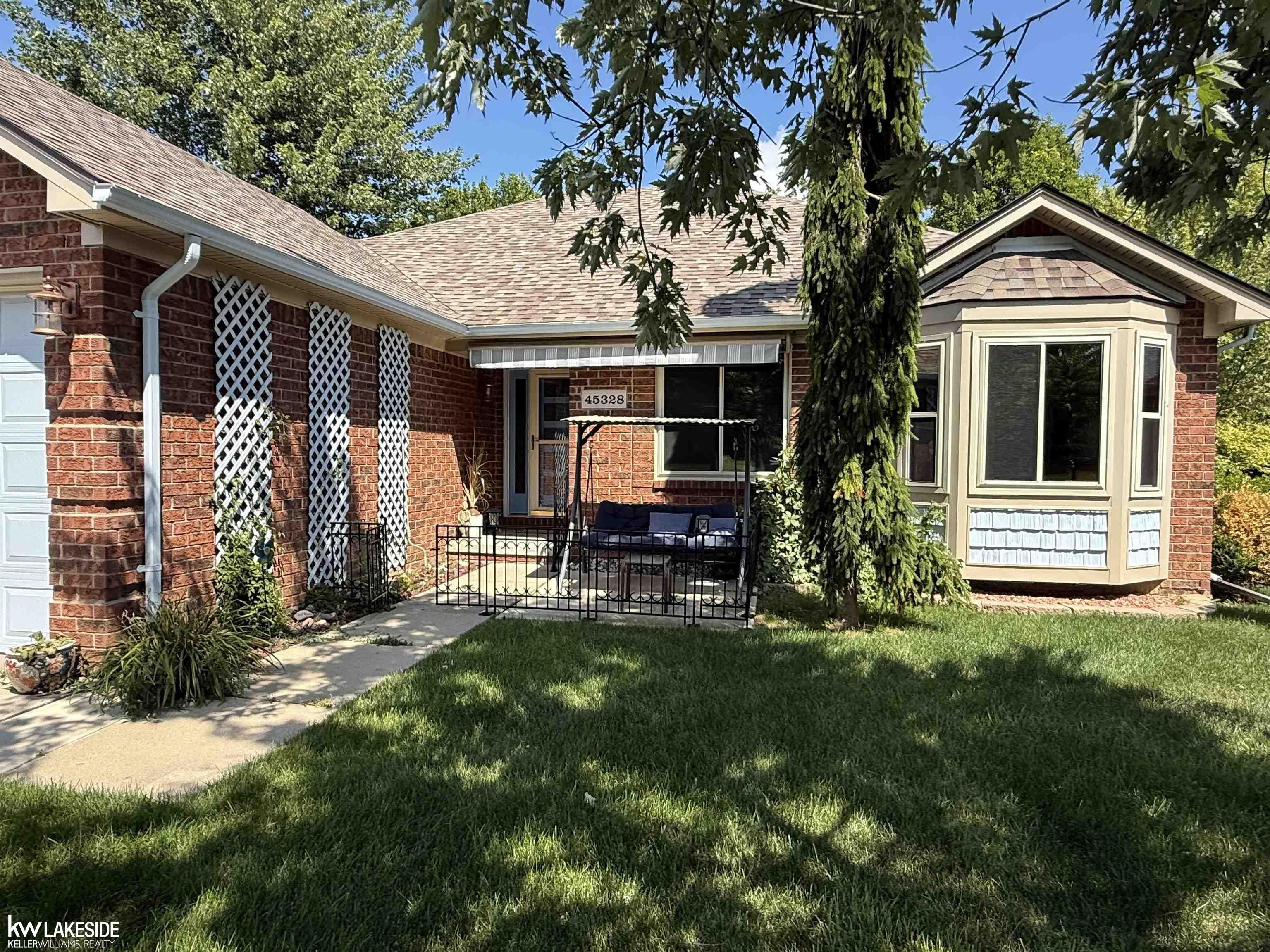 2nd image of 45328 Dante Dr, Macomb, MI 48042 | MLS# 50216982