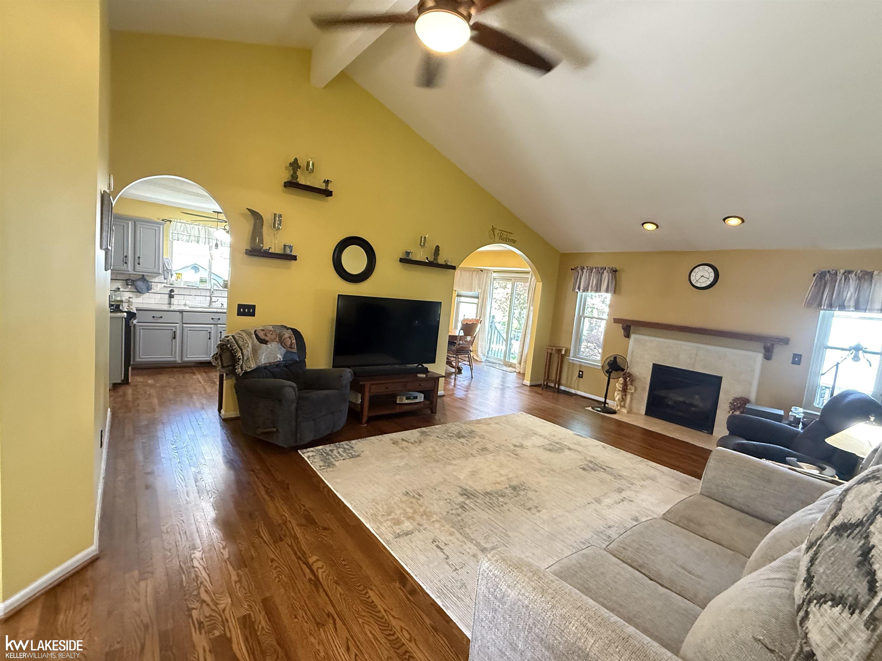 5th image of 45328 Dante Dr, Macomb, MI 48042 | MLS# 50216982