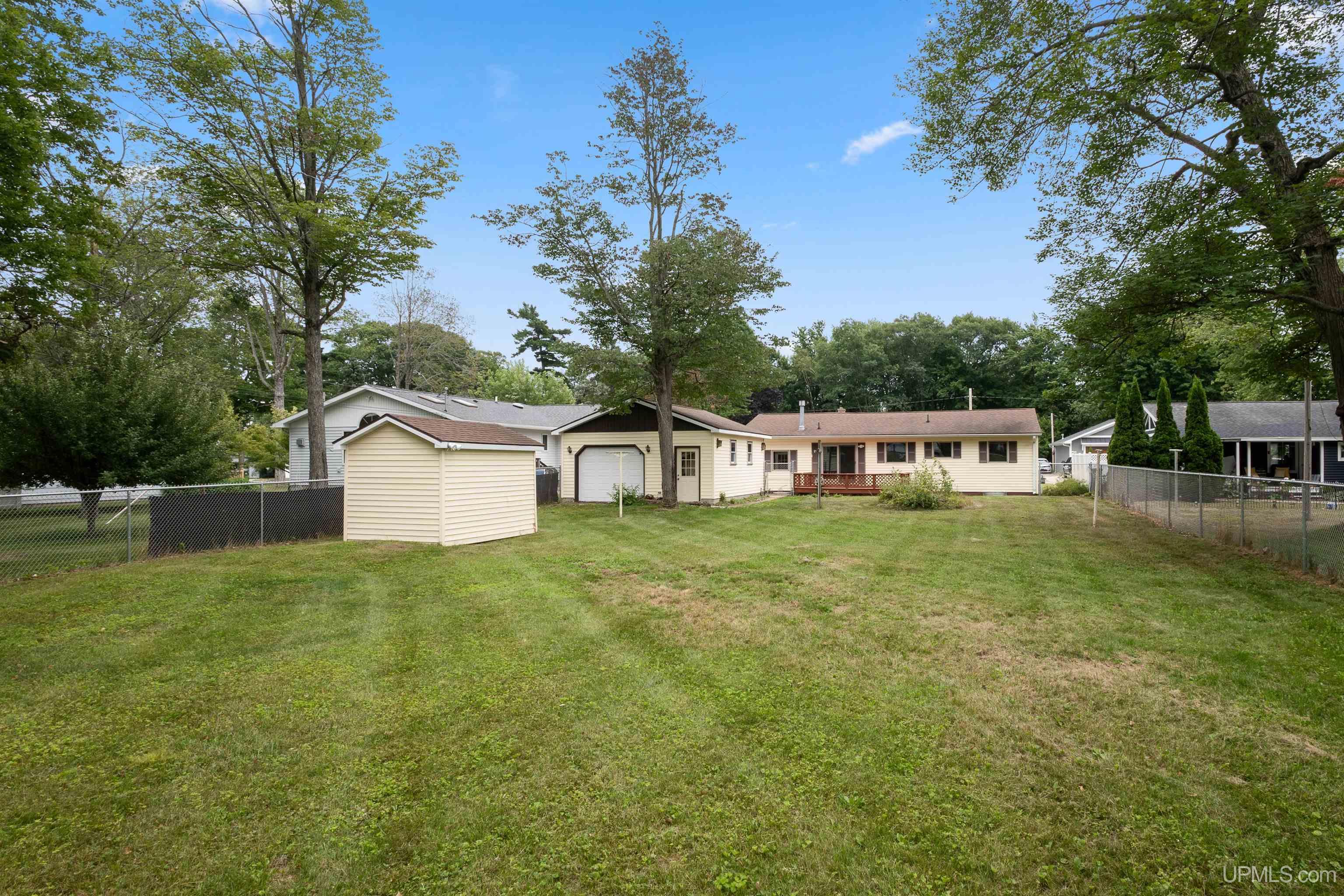 3rd image of 2128 S 25 Ave, Escanaba, MI 49829 | MLS# 50216986