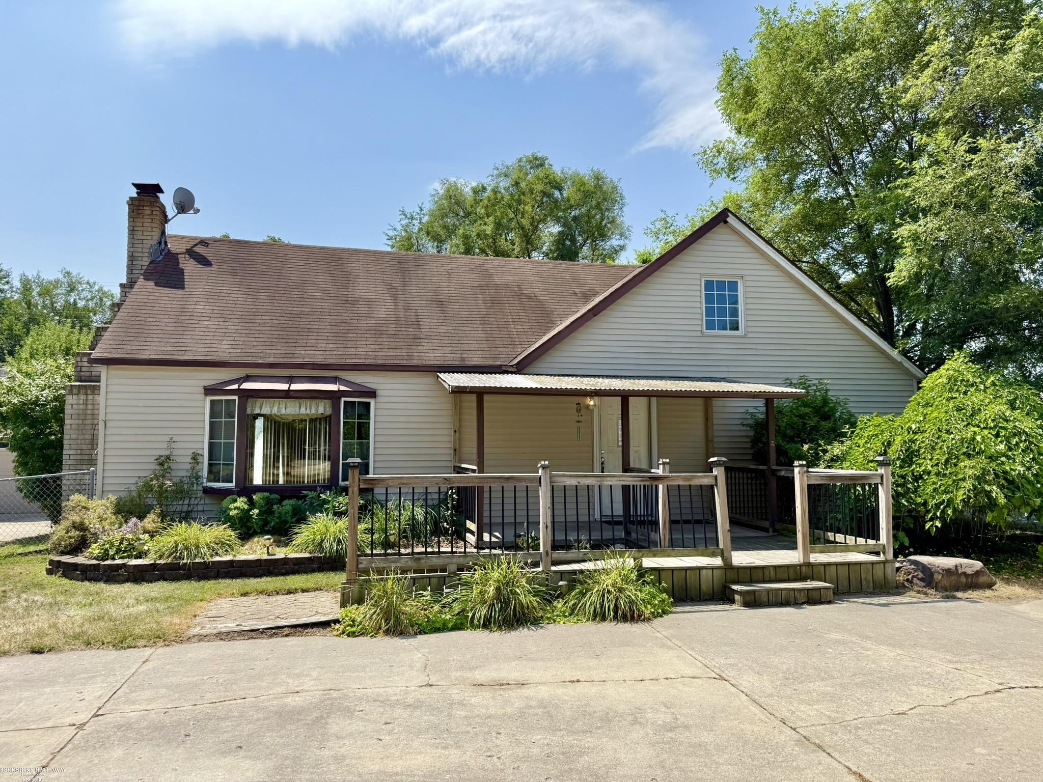 1st image of 2000 Collins Ave, Shelby Township, MI 48317 | MLS# 50217055