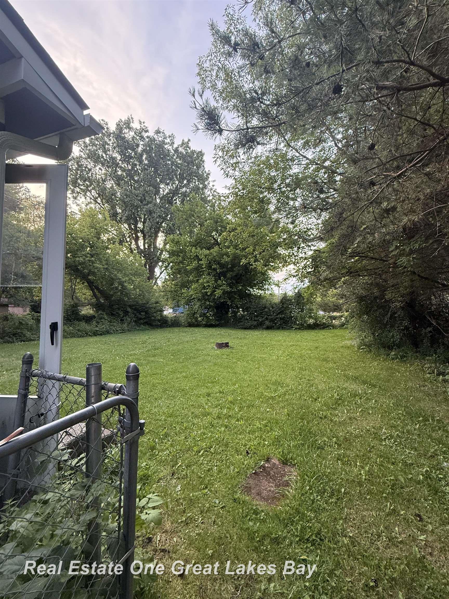 7th image of 2675 Indiana Ave, Saginaw, MI 48601 | MLS# 50217115