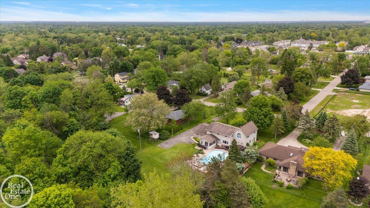 5th image of 88 Aspinwall Drs, Troy, MI 48098 | MLS# 50217123