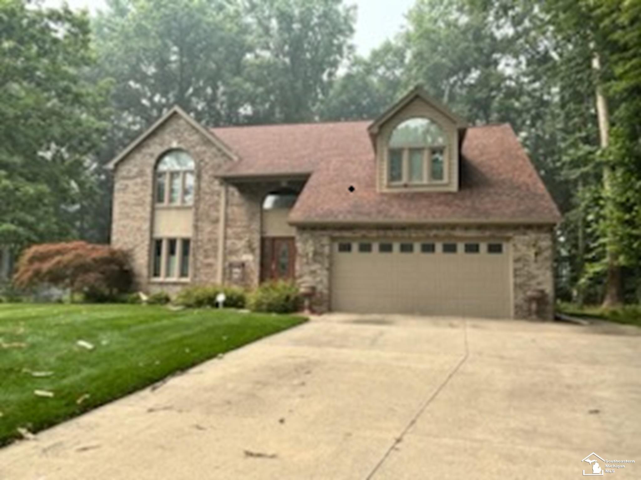 2nd image of 2084 Stoneybrook Ln, Temperance, MI 48182 | MLS# 50217178