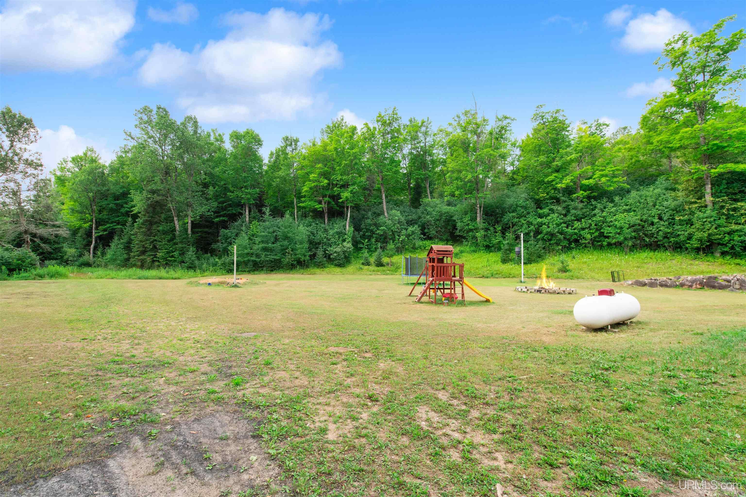 3rd image of W2049 Dufresne Rd, Foster City, MI 49834 | MLS# 50217185