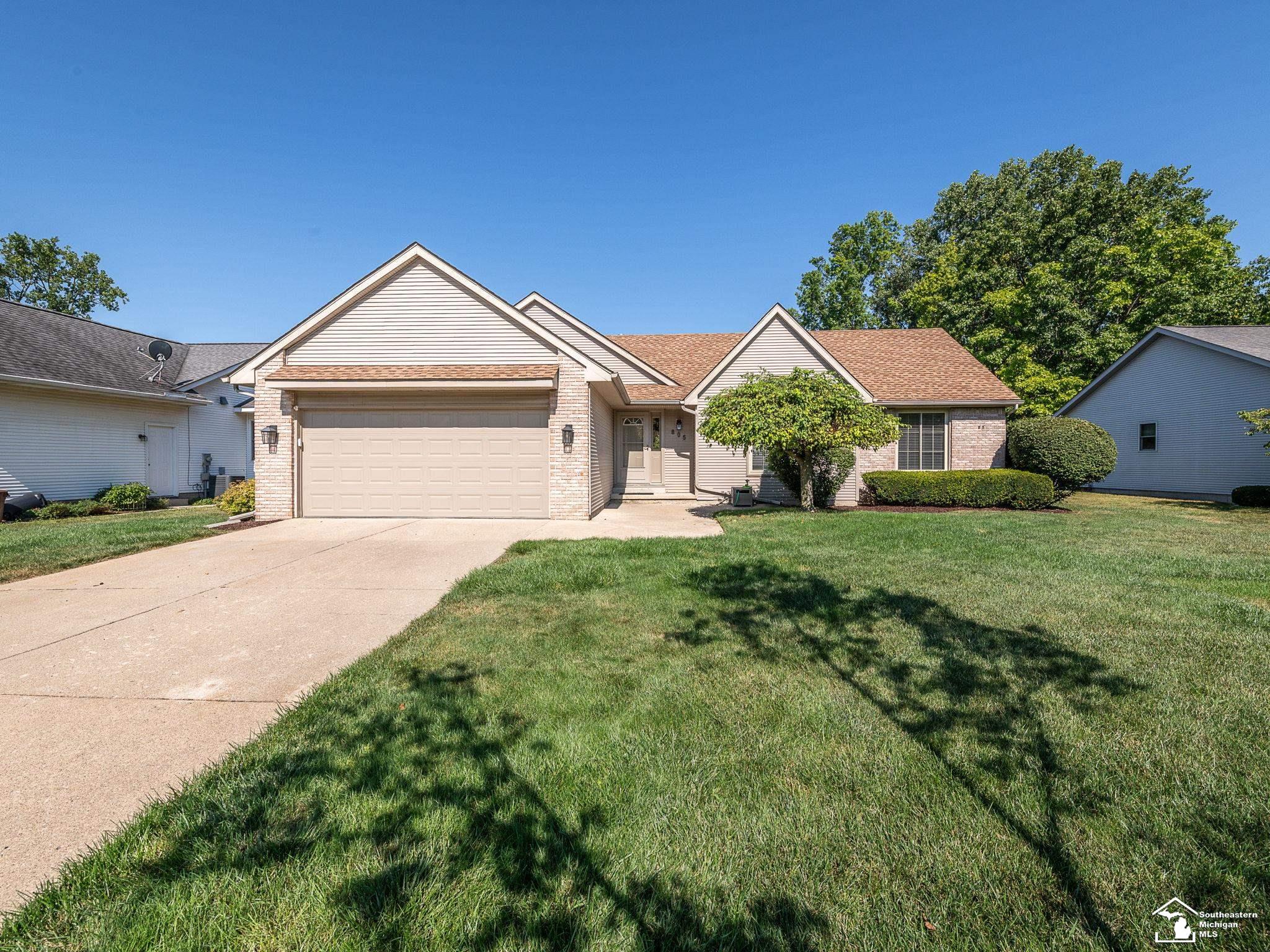 1st image of 805 Donnalee Dr, Monroe, MI 48162 | MLS# 50217195