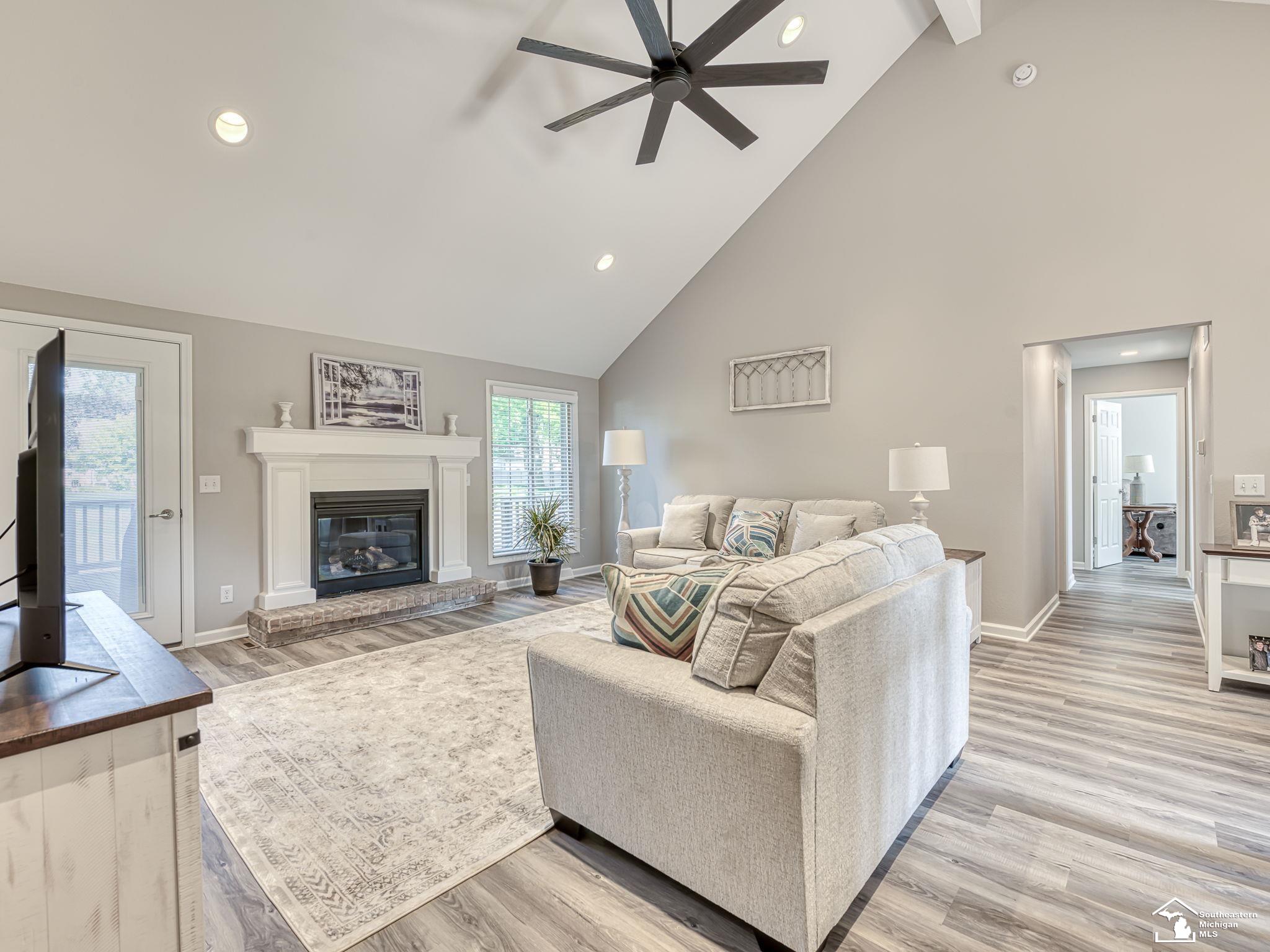 4th image of 805 Donnalee Dr, Monroe, MI 48162 | MLS# 50217195
