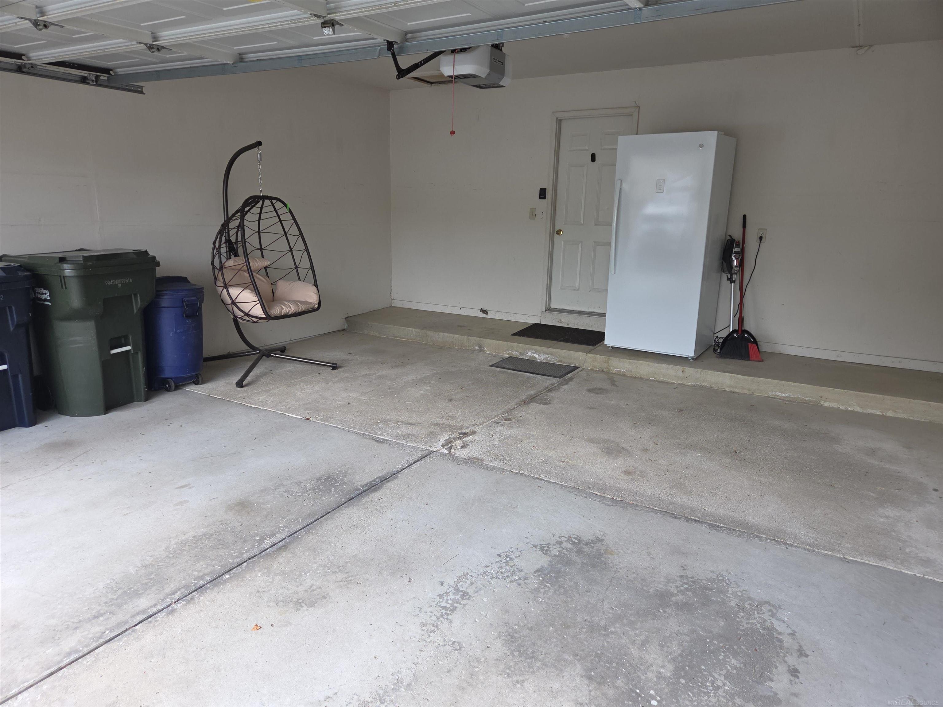 25th image of 33917 Lakewood Dr, Sterling Heights, MI 48312 | MLS# 50217205