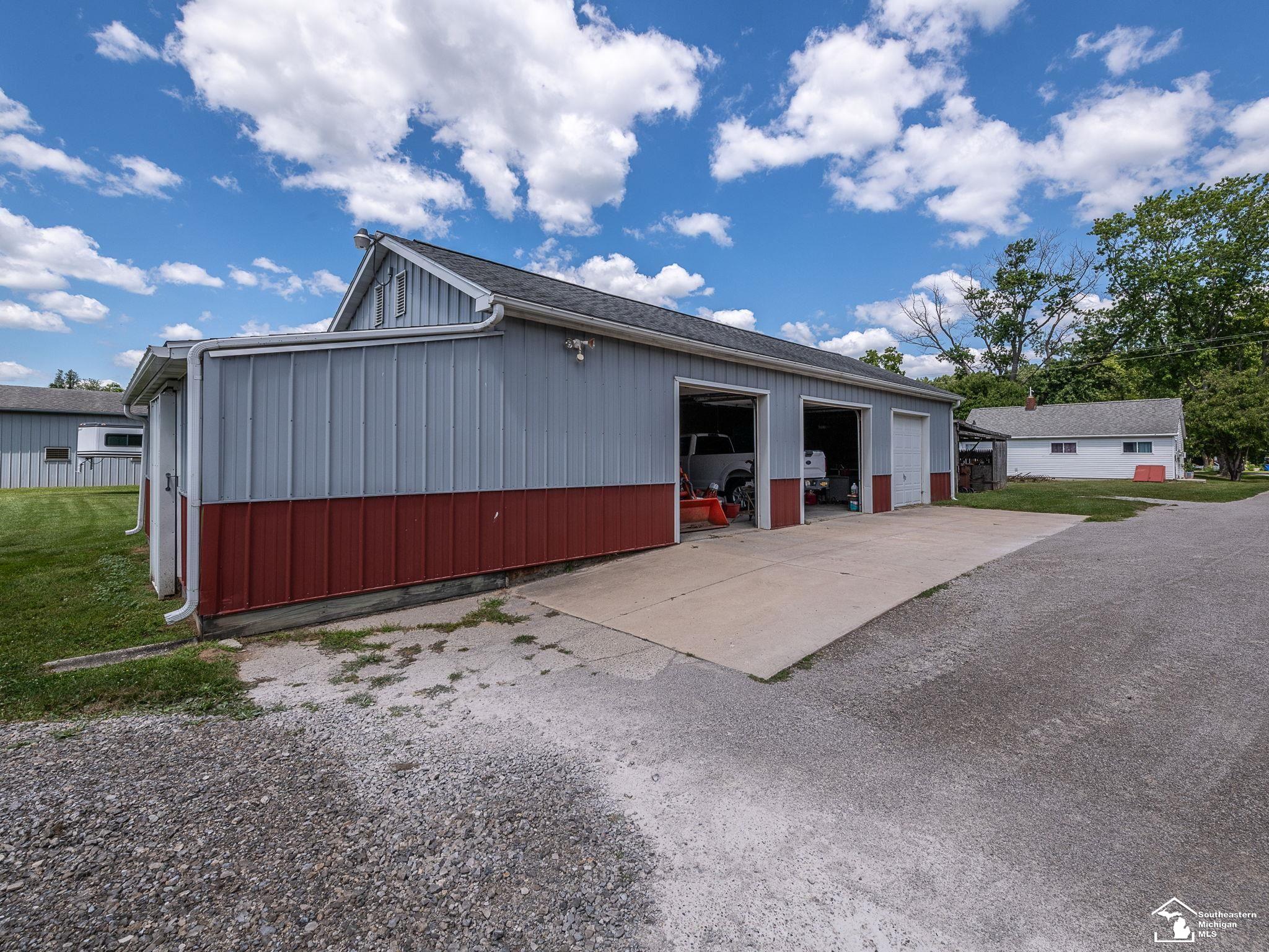 Photo 2 of Single family home for sale at 16875 & 16873 Railroad St, Summerfield Township Monroe, MI 49270 | MLS# 57050217215 | Listing updated on 2026-09-16