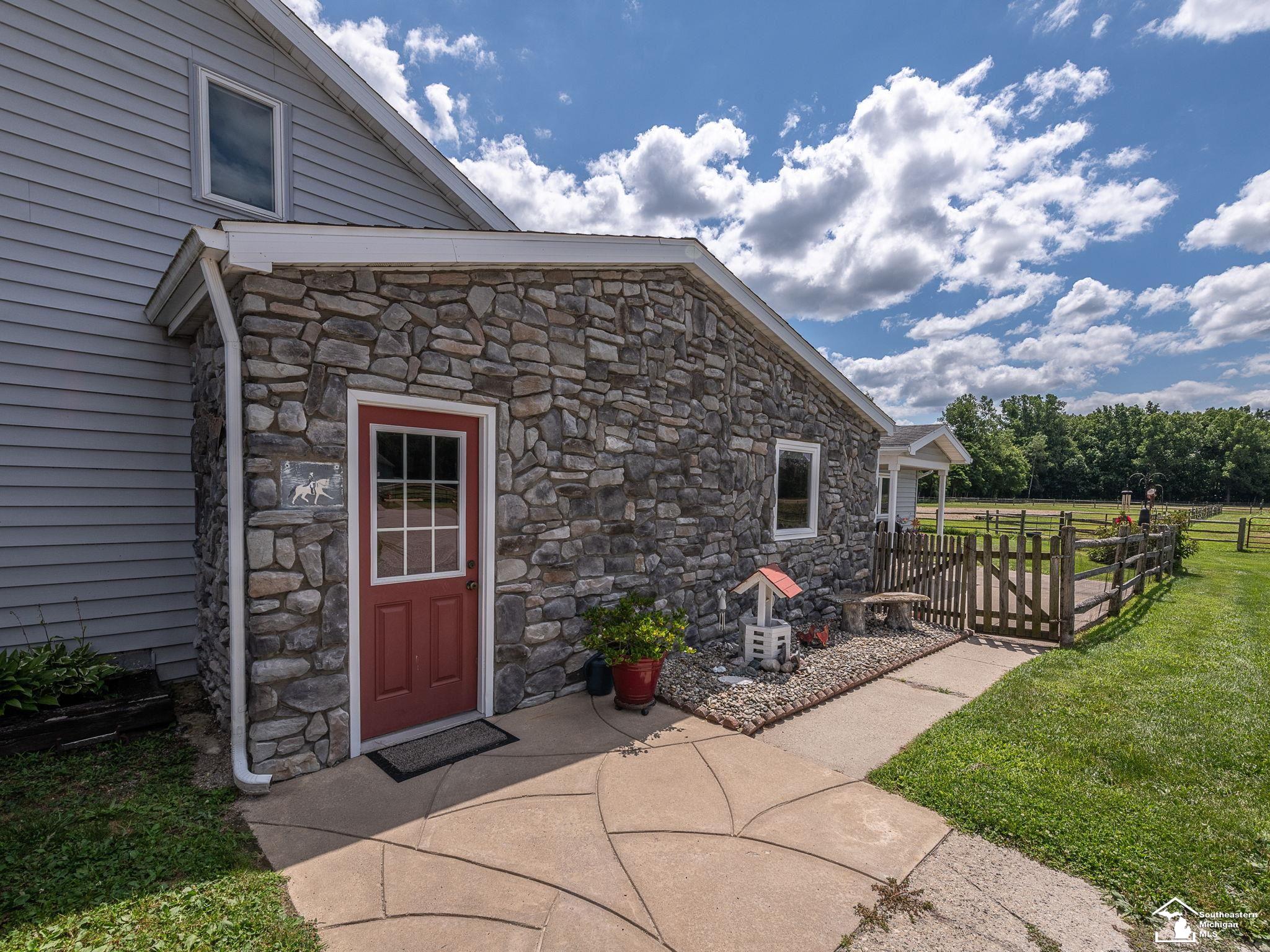 Photo 3 of House for sale at 16875 & 16873 Railroad St #2 homes, Petersburg, MI 49270 | MLS# 50217215 | Listing updated on 2026-09-16