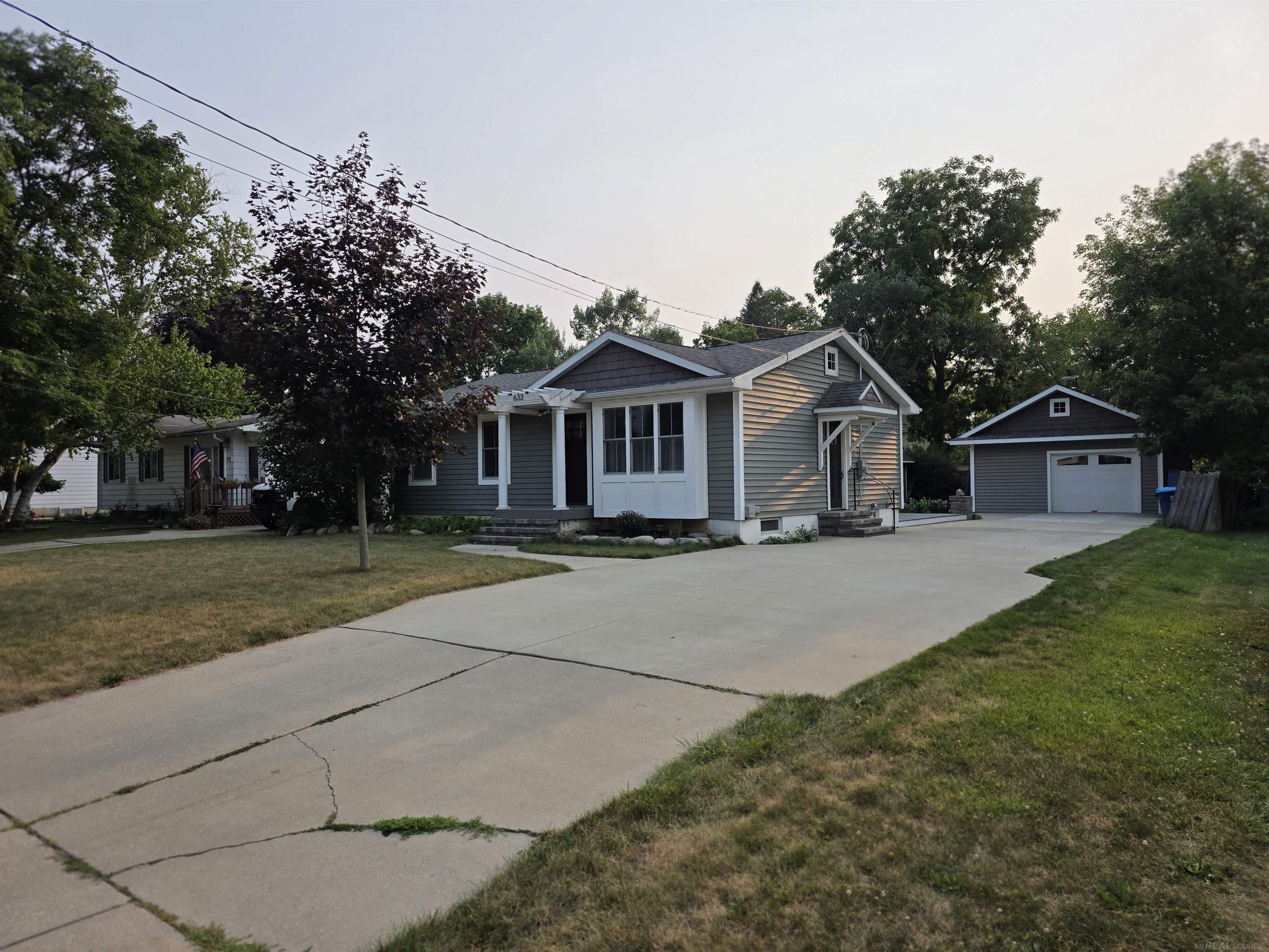 2nd image of 633 Aldrich St, Linden, MI 48451 | MLS# 50217256