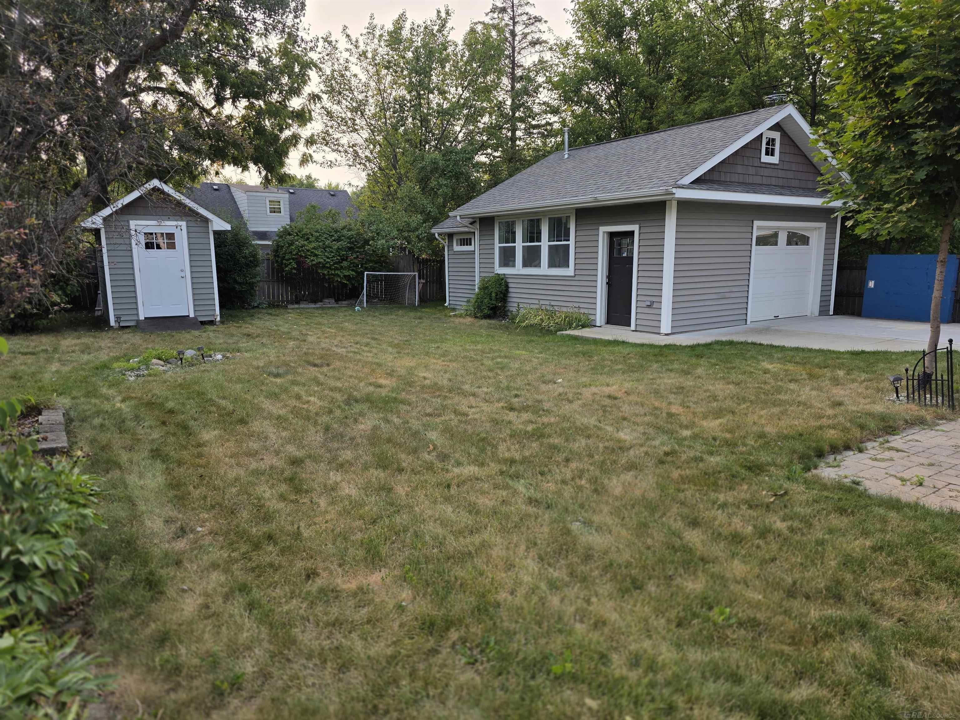 5th image of 633 Aldrich St, Linden, MI 48451 | MLS# 50217256
