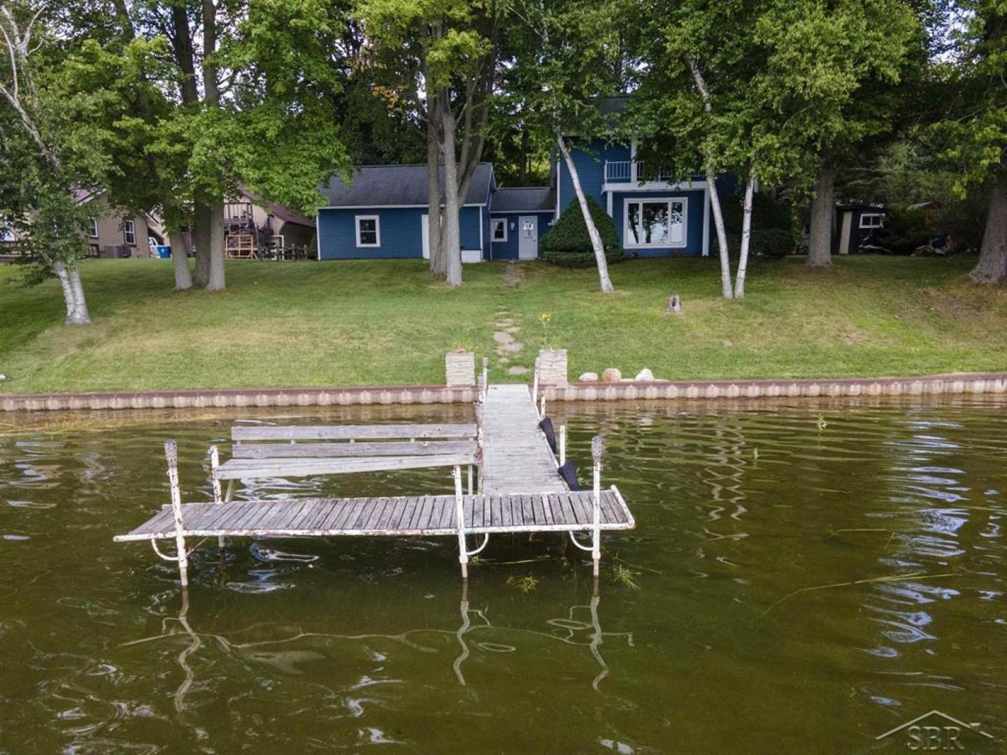 5th image of 2669 N Lakeview Dr, Sanford, MI 48657 | MLS# 50217295