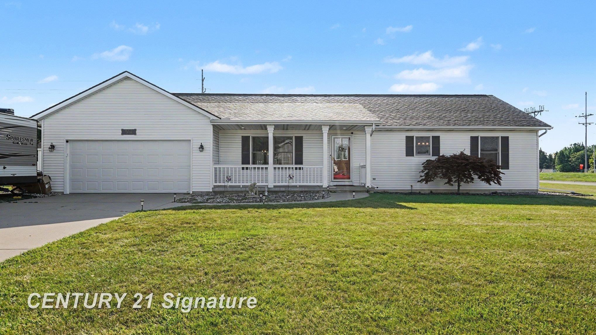 2nd image of 8202 Hawk Dr, Freeland, MI 48623 | MLS# 50217312