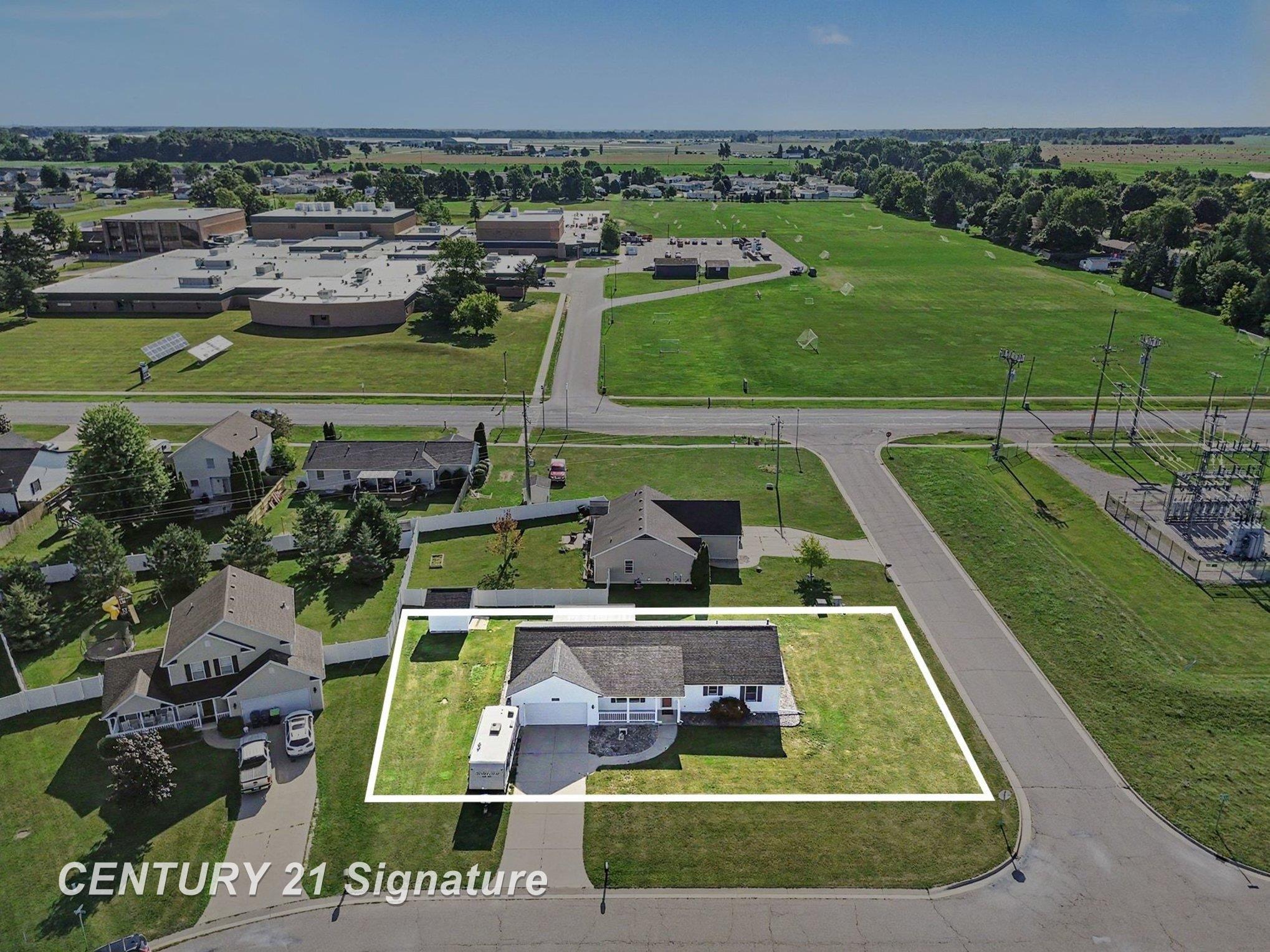23rd image of 8202 Hawk Dr, Freeland, MI 48623 | MLS# 50217312