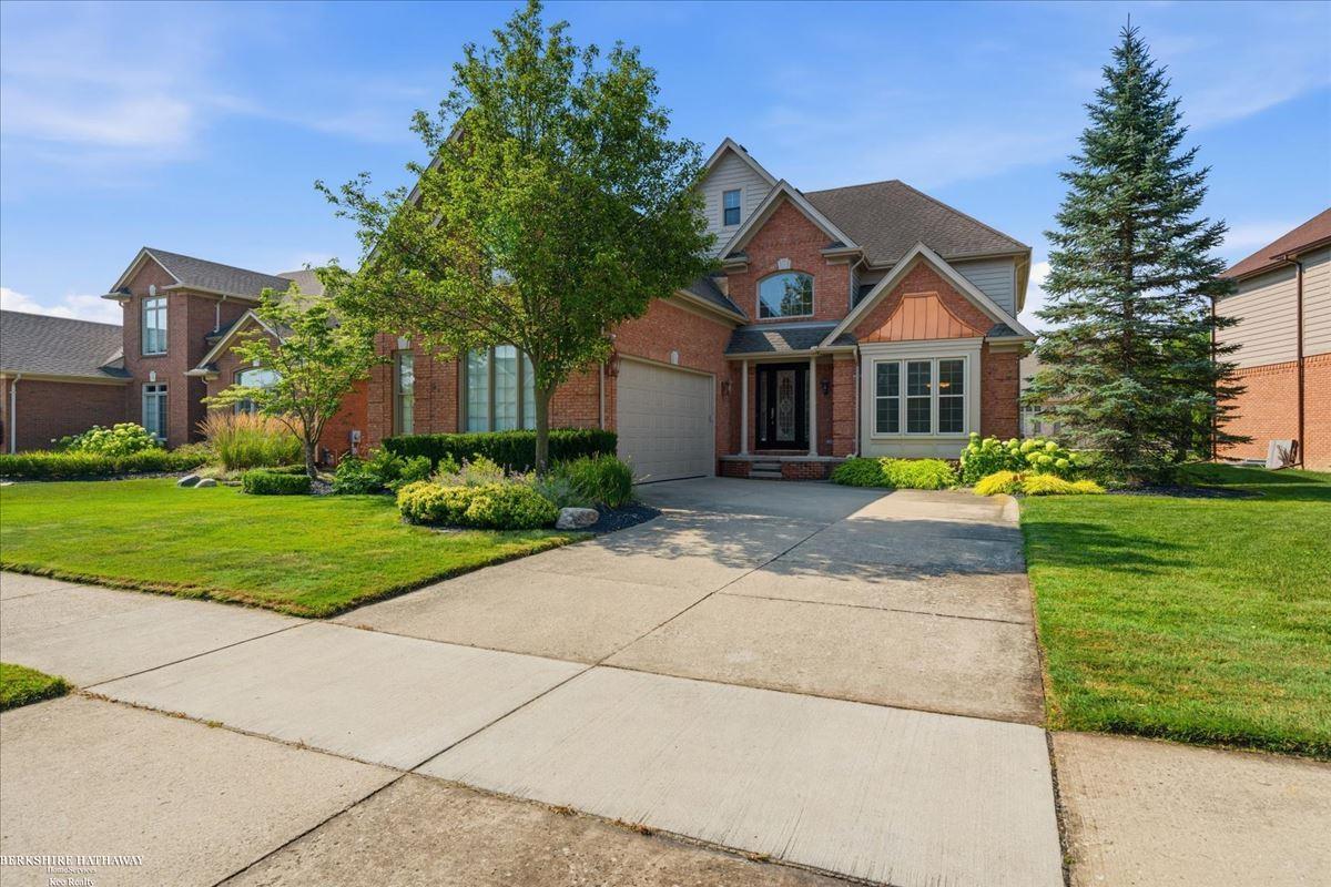 3rd image of 16080 Harvest Spring Ln, Macomb, MI 48042 | MLS# 50217335