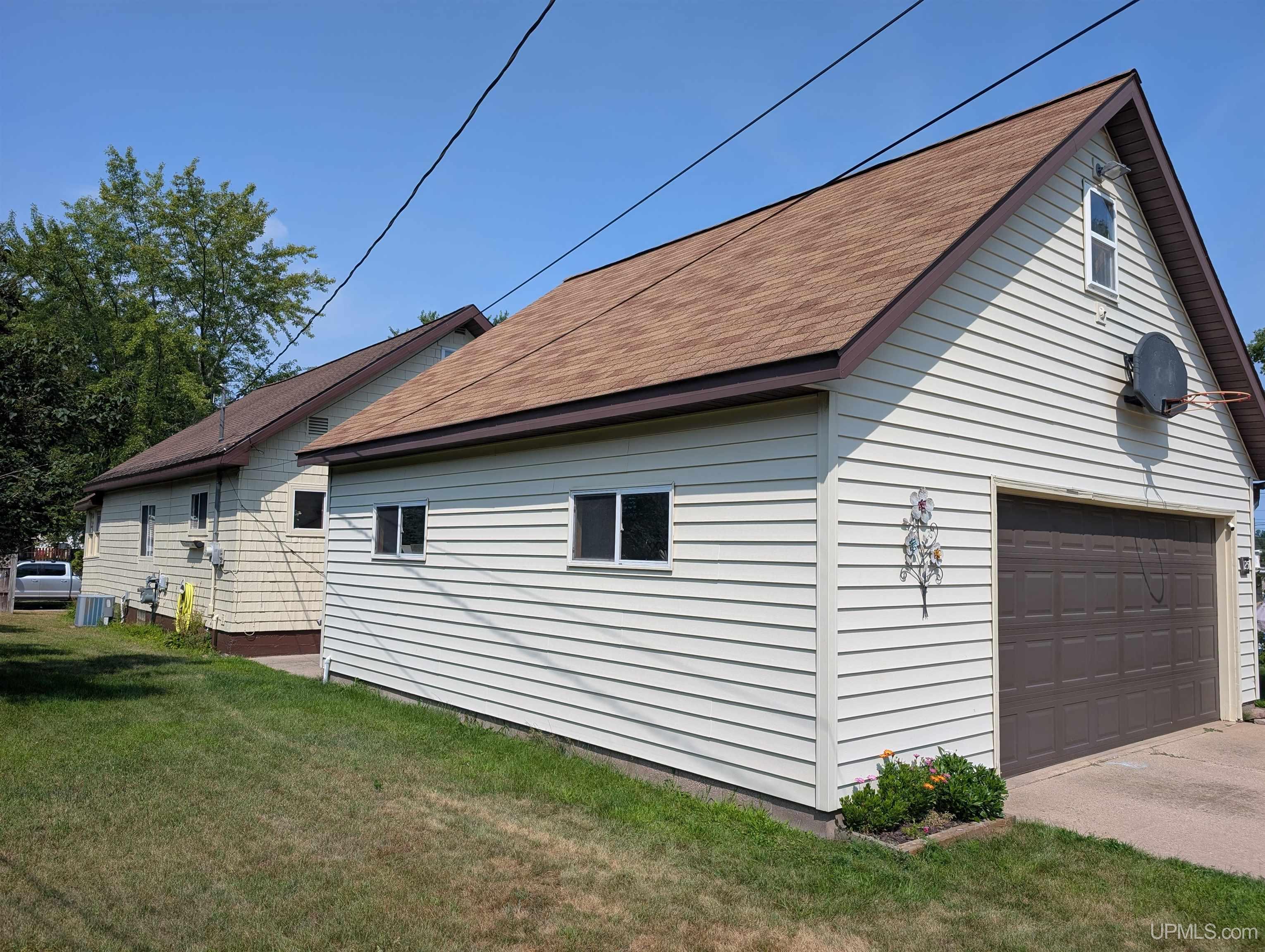 5th image of 125 Hooper St, Kingsford, MI 49802 | MLS# 50217388