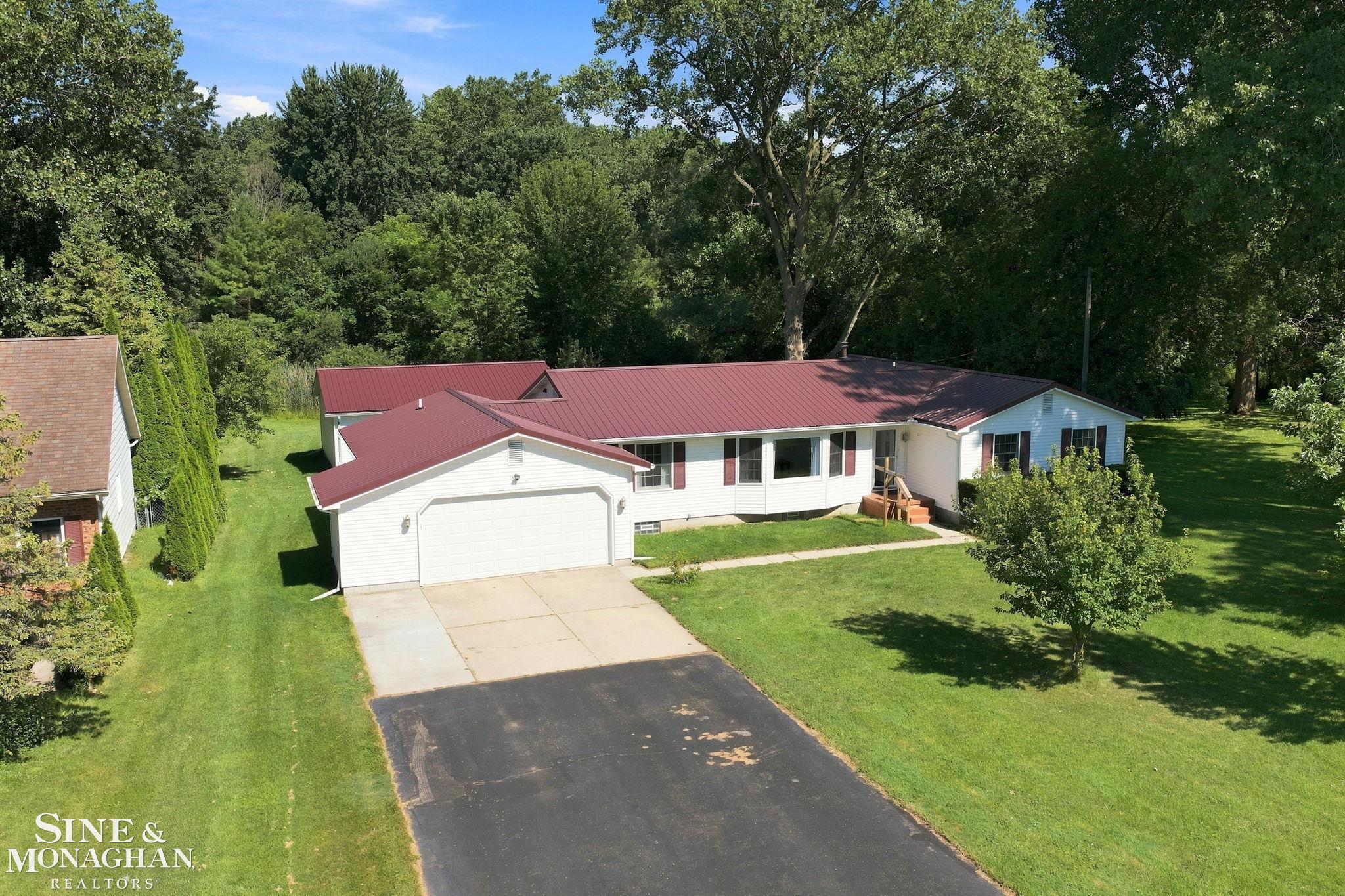 2nd image of 3560 Strawberry Ln, Port Huron, MI 48060 | MLS# 50217389
