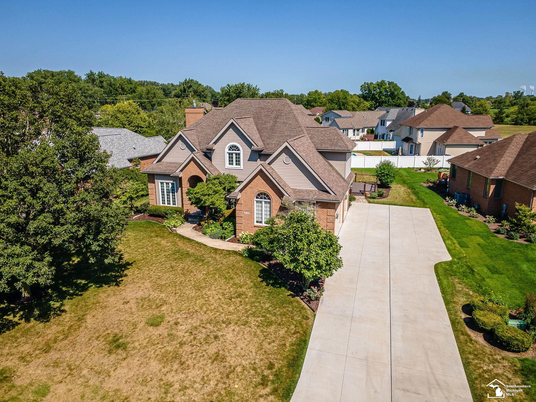 2nd image of 774 Windsor Ct, Monroe, MI 48161 | MLS# 50217402