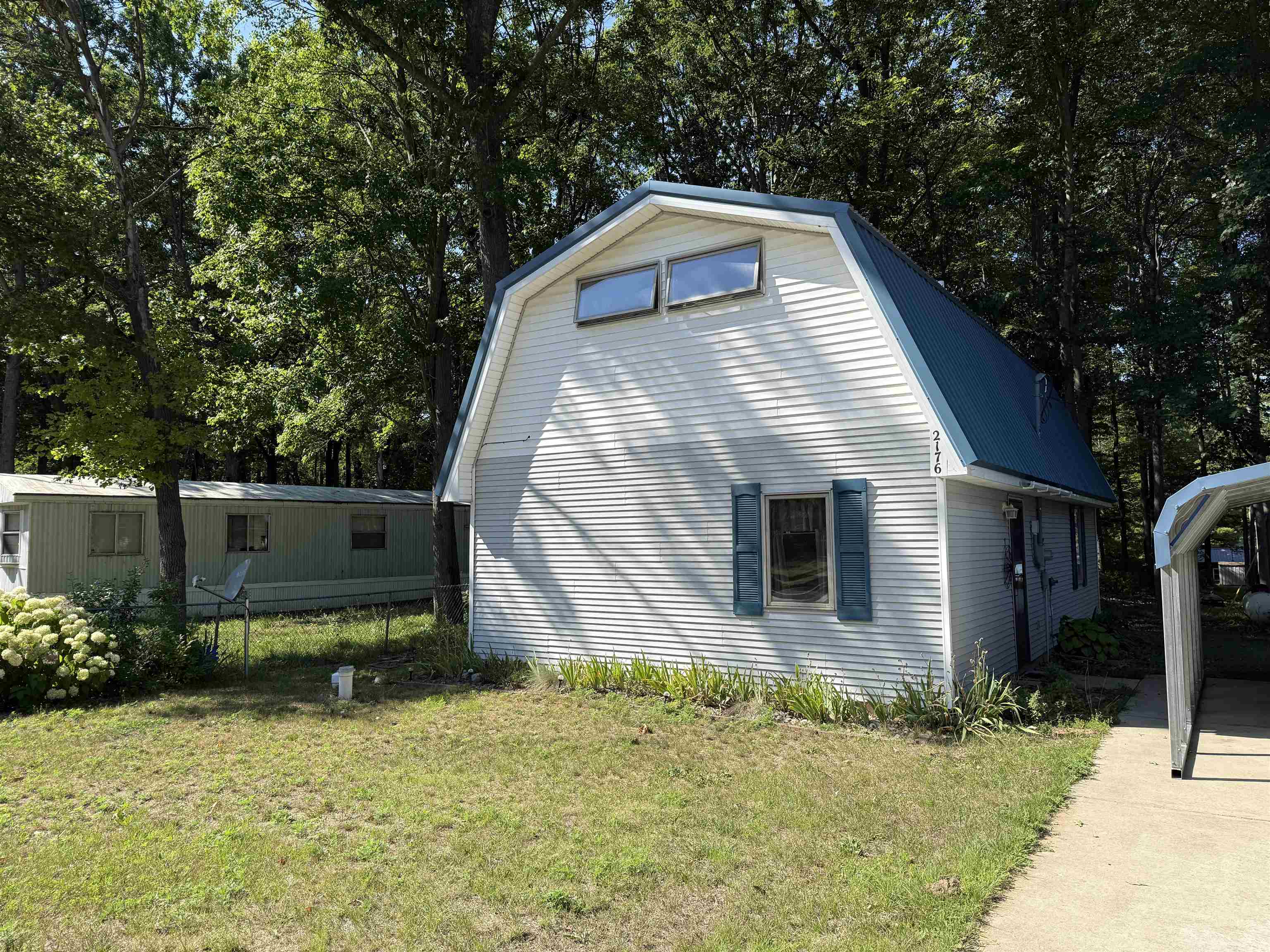 3rd image of 2176 Jefferson Rd, Harrison, MI 48625 | MLS# 50217405