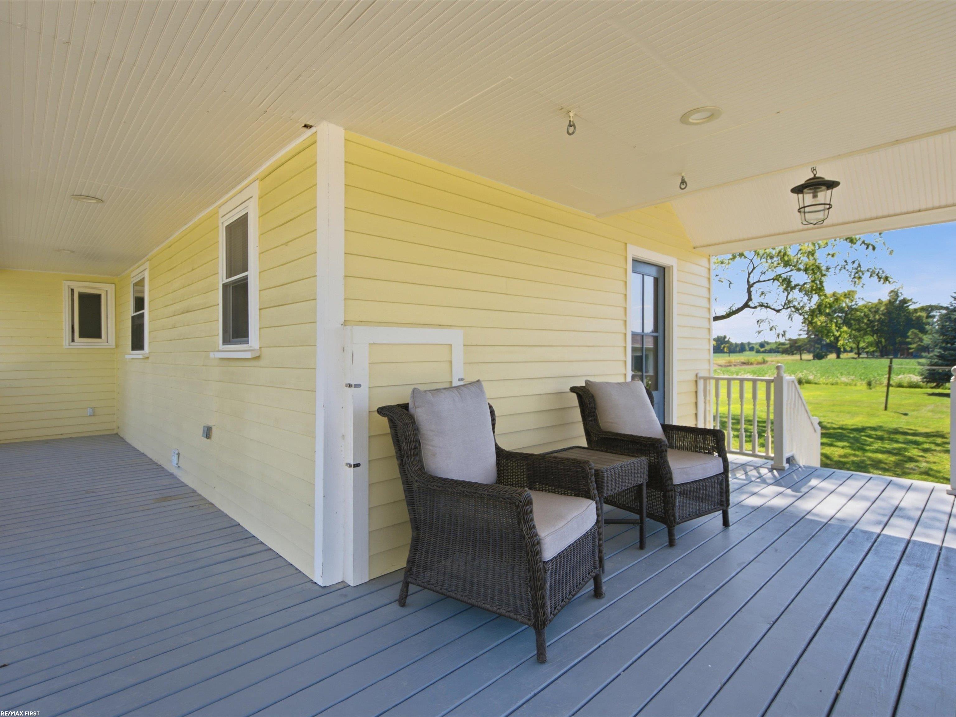 8011 Hollow Corners Road photo 14