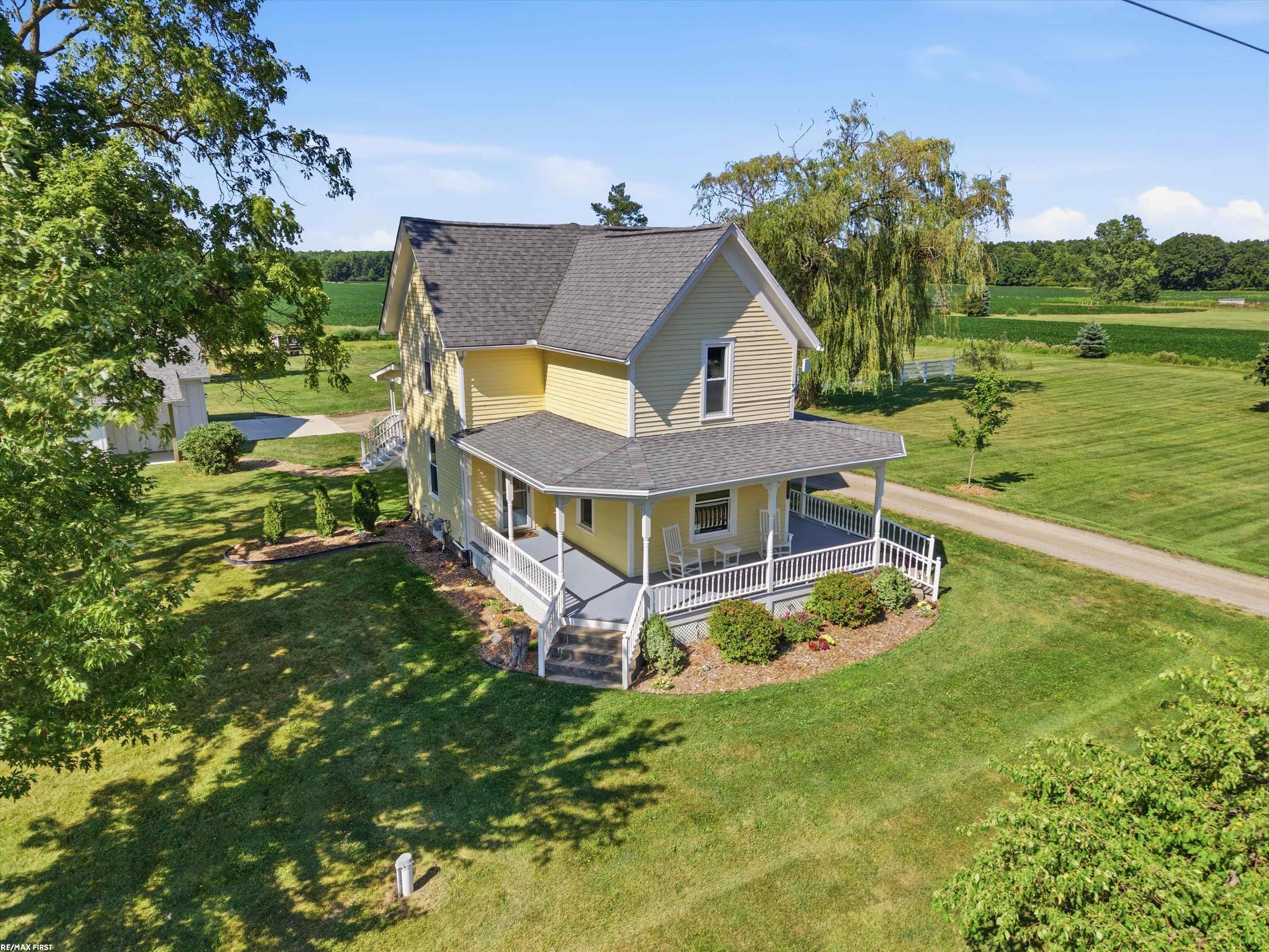 8011 Hollow Corners Road photo 9