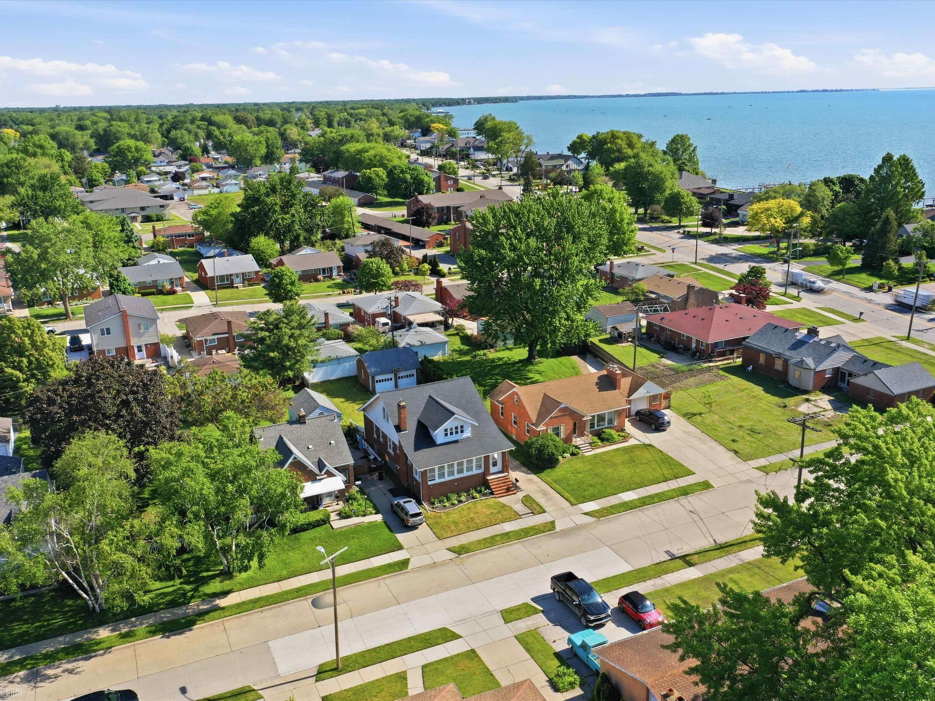 2nd image of 22823 Visnaw St, Saint Clair Shores, MI 48081 | MLS# 50217472