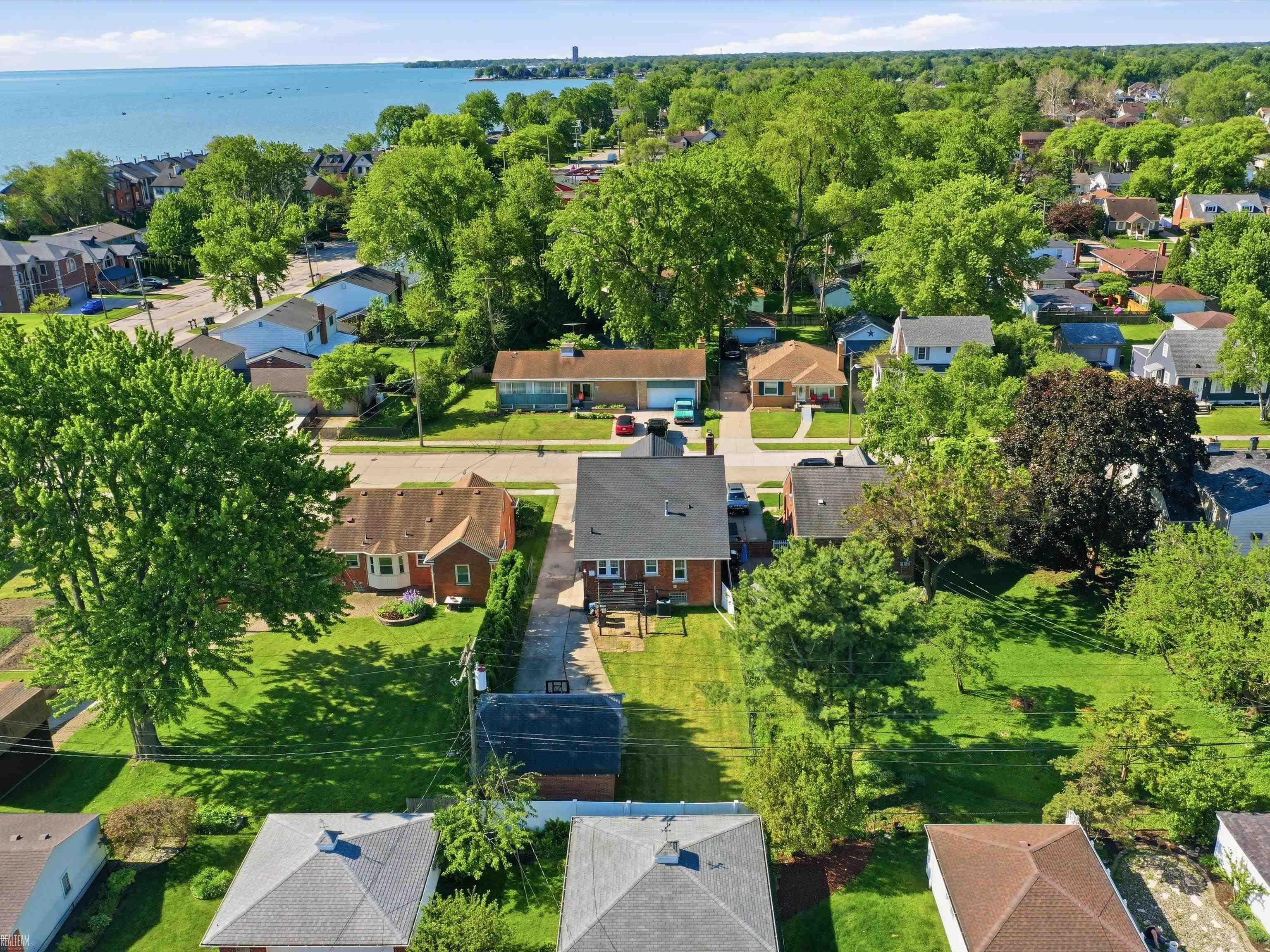 39th image of 22823 Visnaw St, Saint Clair Shores, MI 48081 | MLS# 50217472
