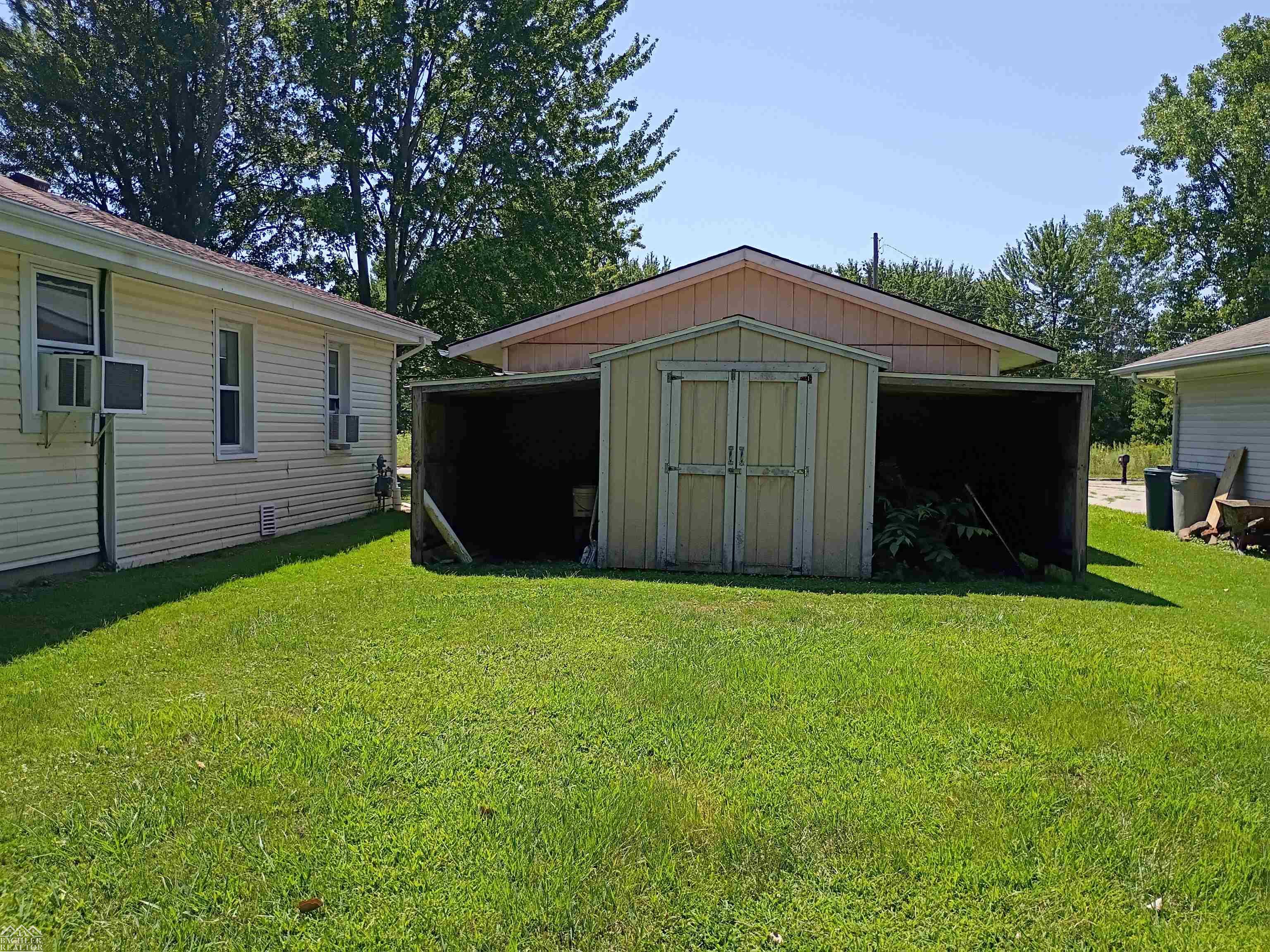 4th image of 206 Degurse Ave, Marine City, MI 48039 | MLS# 50217475