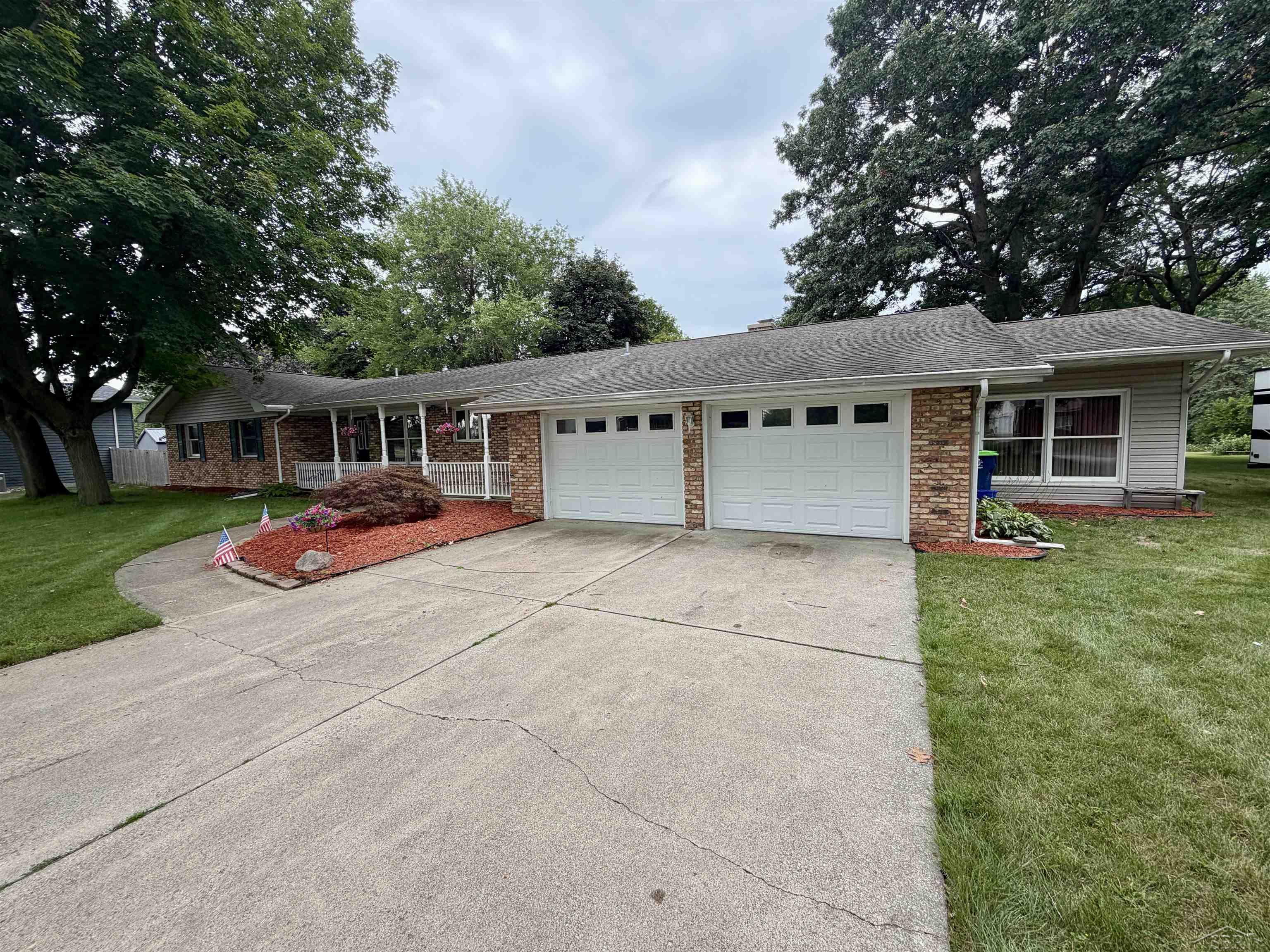 Photo 2 of Single family home for sale at 9561 Swan Valley Dr, Saginaw, MI 48609 | MLS# 61050217495 | Listing updated on 2026-10-02