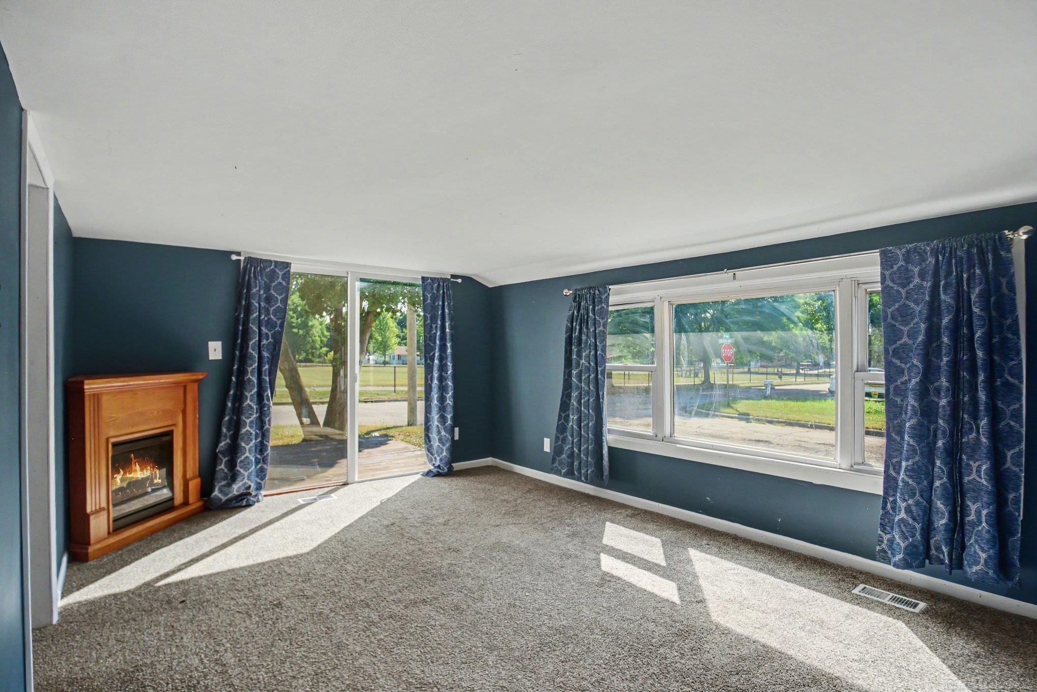 303 Parkway Street photo 13