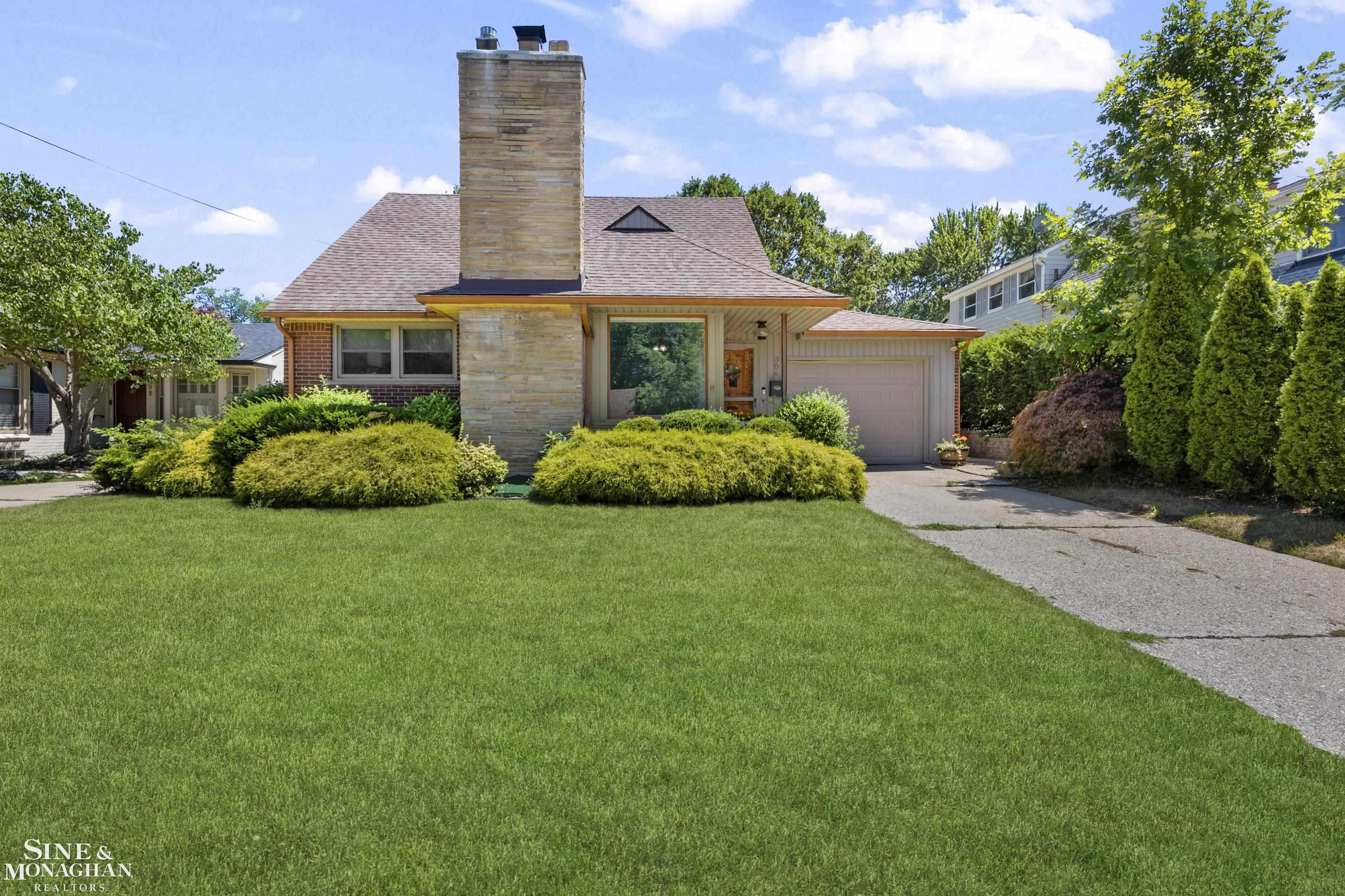 1st image of 306 Ridge Rd, Grosse Pointe Farms, MI 48236 | MLS# 50217506