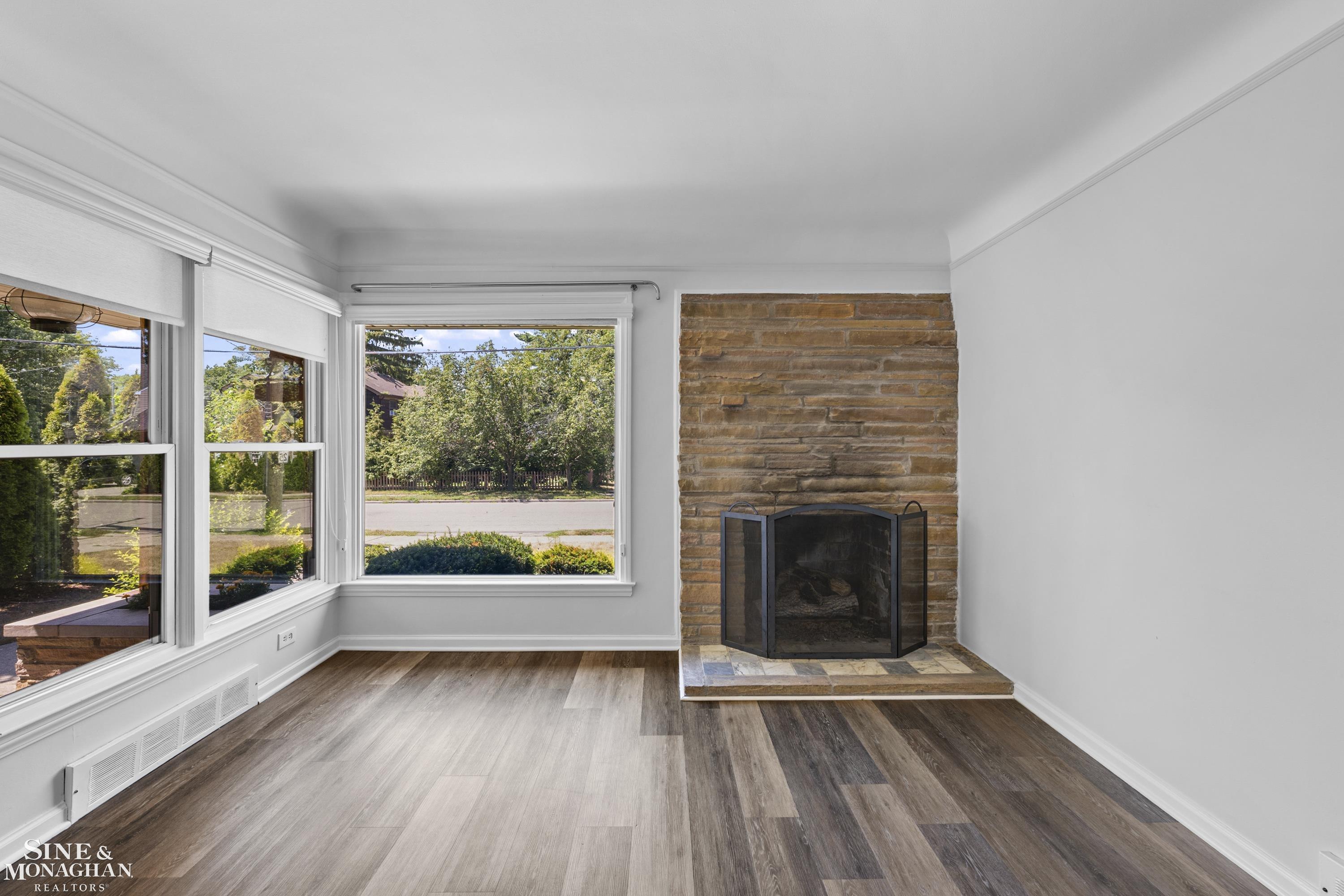 5th image of 306 Ridge Rd, Grosse Pointe Farms, MI 48236 | MLS# 50217506