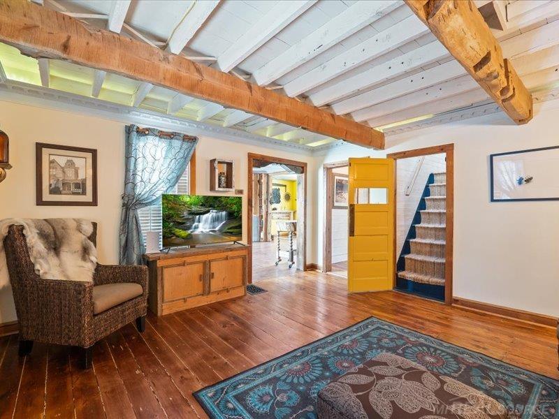 8839 Petz Road photo 15