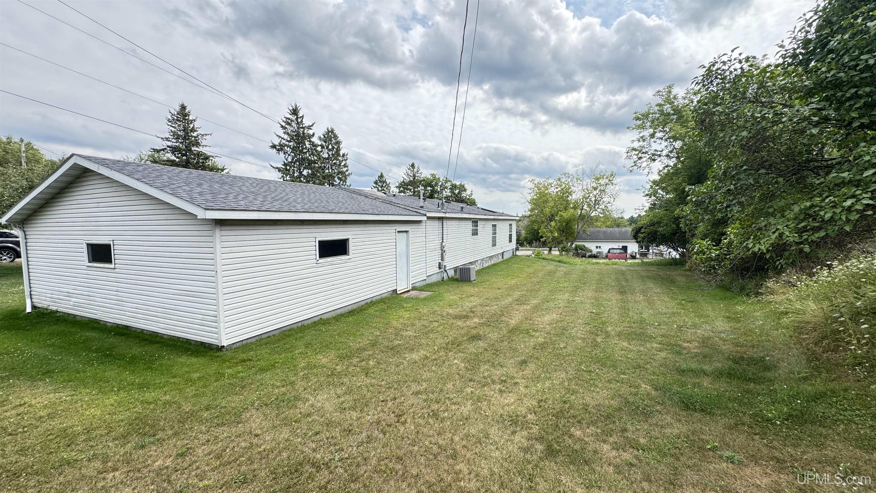 25th image of 1217 Bluff St, Norway, MI 49870 | MLS# 50217538