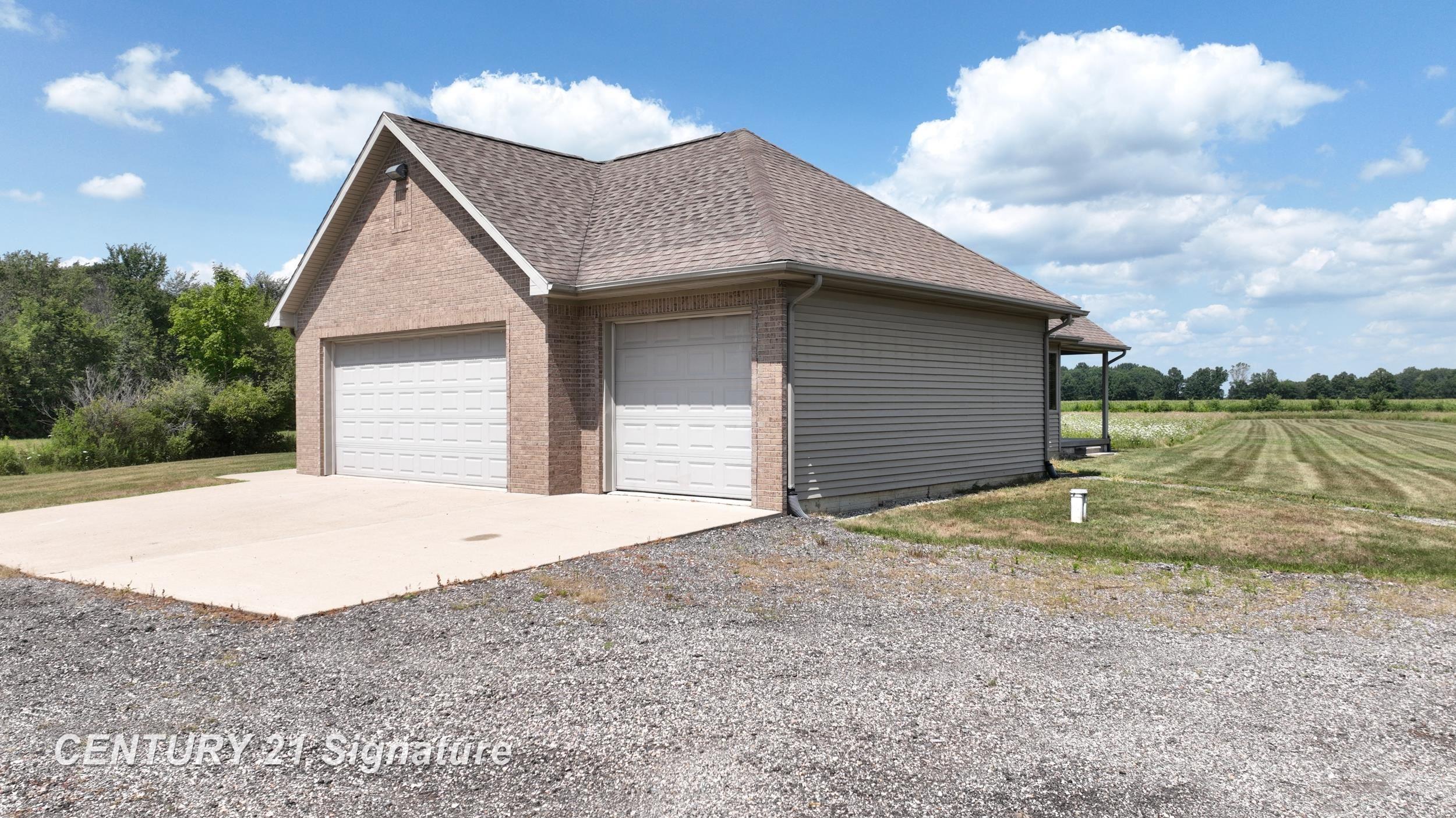1st image of 12222 Carpenter Rd, Flushing, MI 48433 | MLS# 5050217574