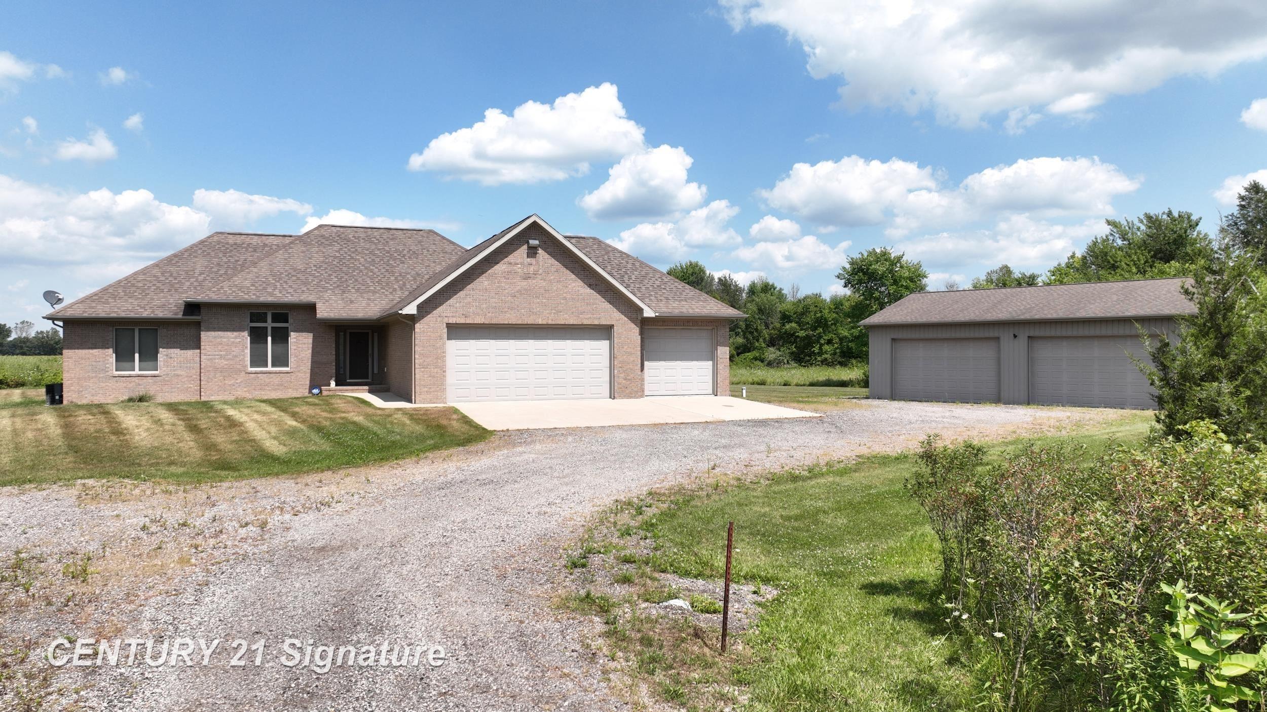 2nd image of 12222 Carpenter Rd, Flushing, MI 48433 | MLS# 50217574