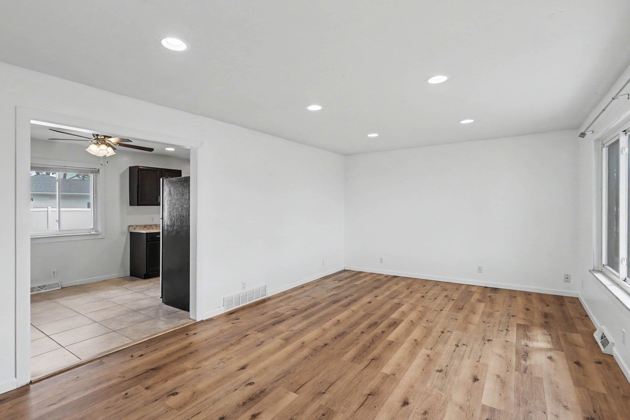 3rd image of 5130 Venoy Rd, Saginaw, MI 48604 | MLS# 50217595