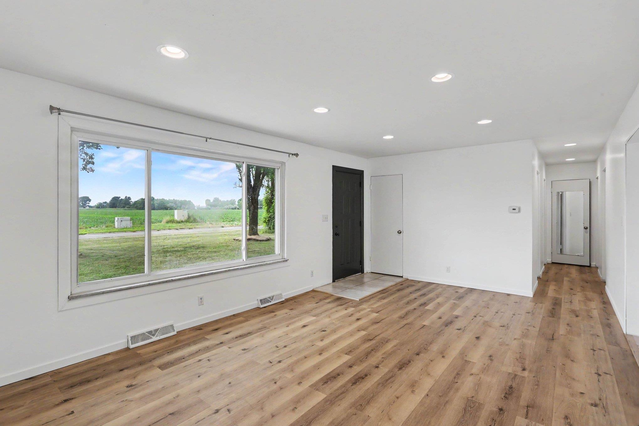 4th image of 5130 Venoy Rd, Saginaw, MI 48604 | MLS# 50217595