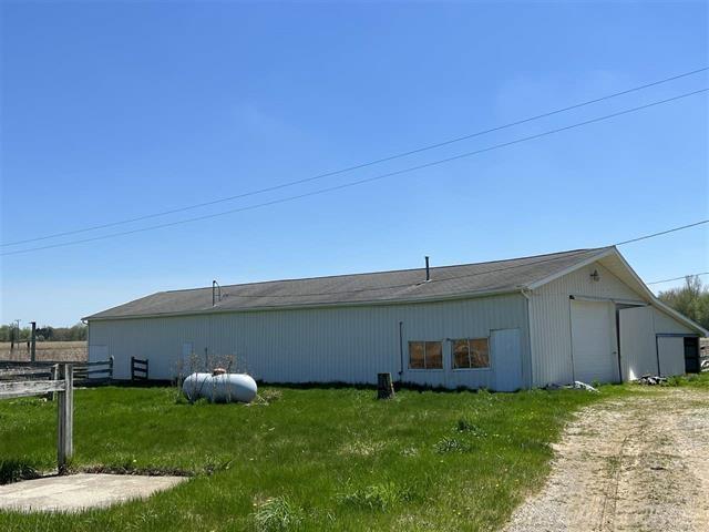 3rd image of 6600 Cemetery Rd, Clifford, MI 48727 | MLS# 50217614