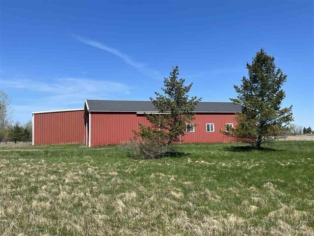 5th image of 6600 Cemetery Rd, Clifford, MI 48727 | MLS# 50217614