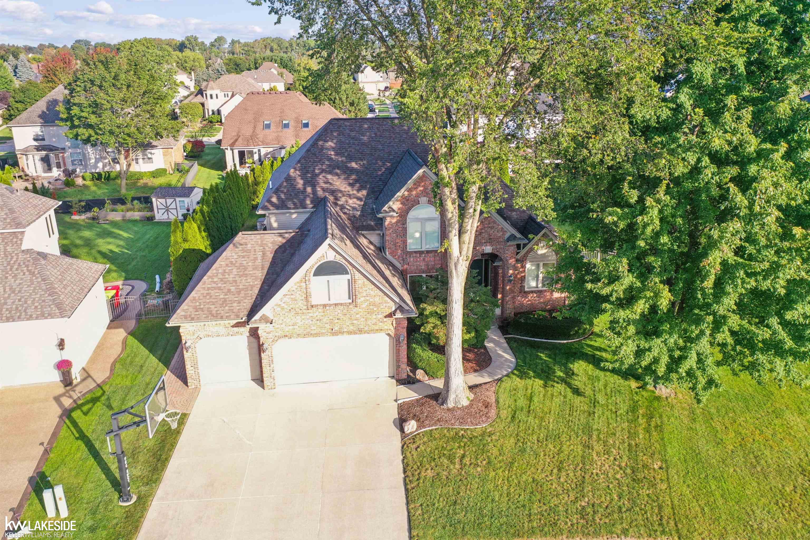 2nd image of 46671 White Cap Dr, Macomb, MI 48044 | MLS# 50217621
