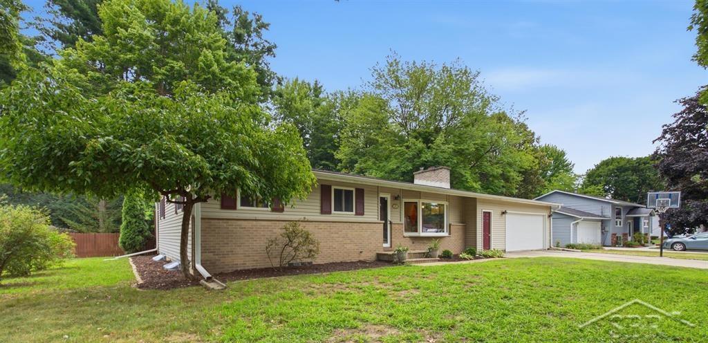 3rd image of 2313 Luhring St, Midland, MI 48640 | MLS# 50217628