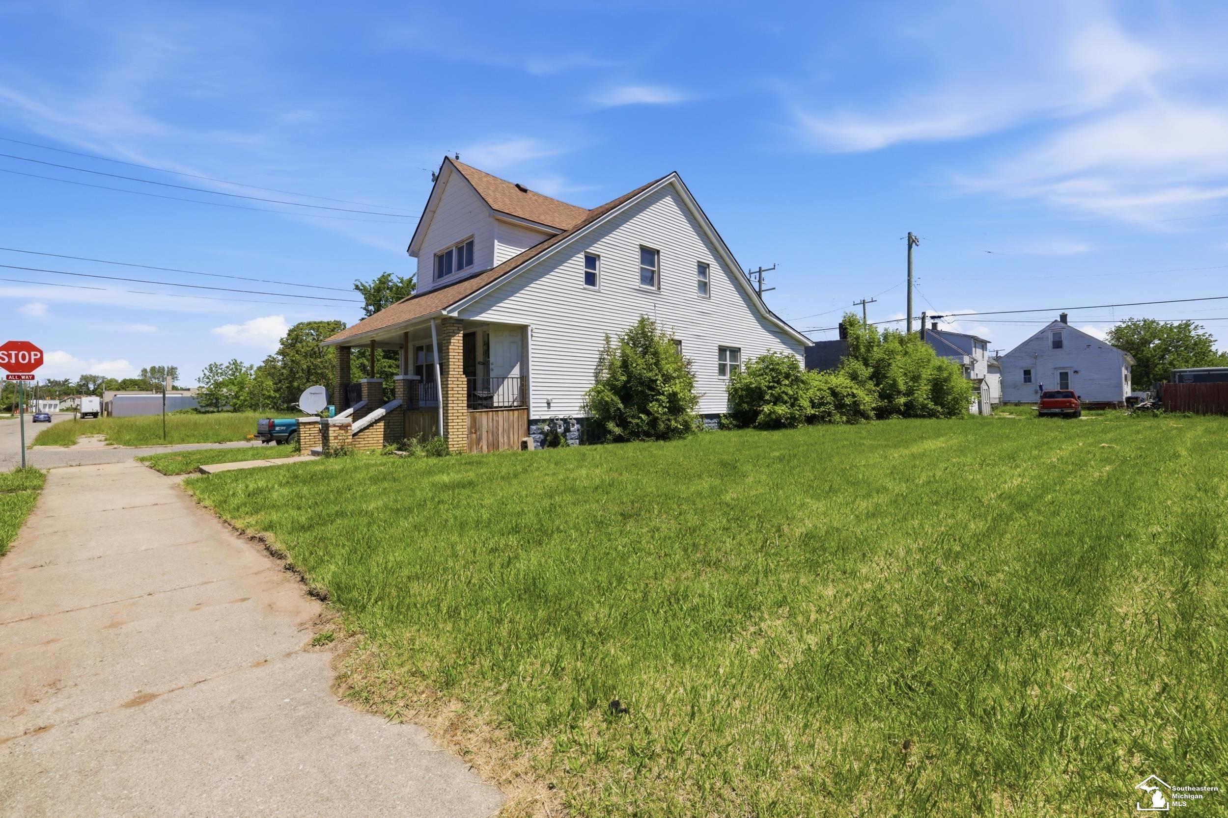 4th image of 14010 Goddard St, Hamtramck, MI 48212 | MLS# 57050217631