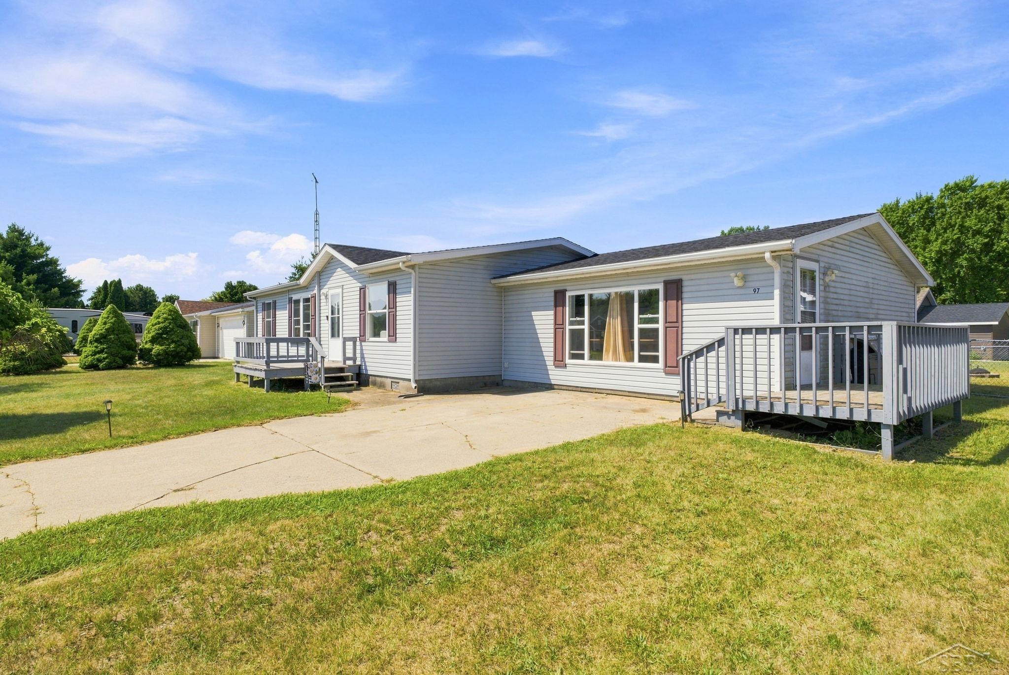 3rd image of 97 N Flower St, Croswell, MI 48422 | MLS# 50217635