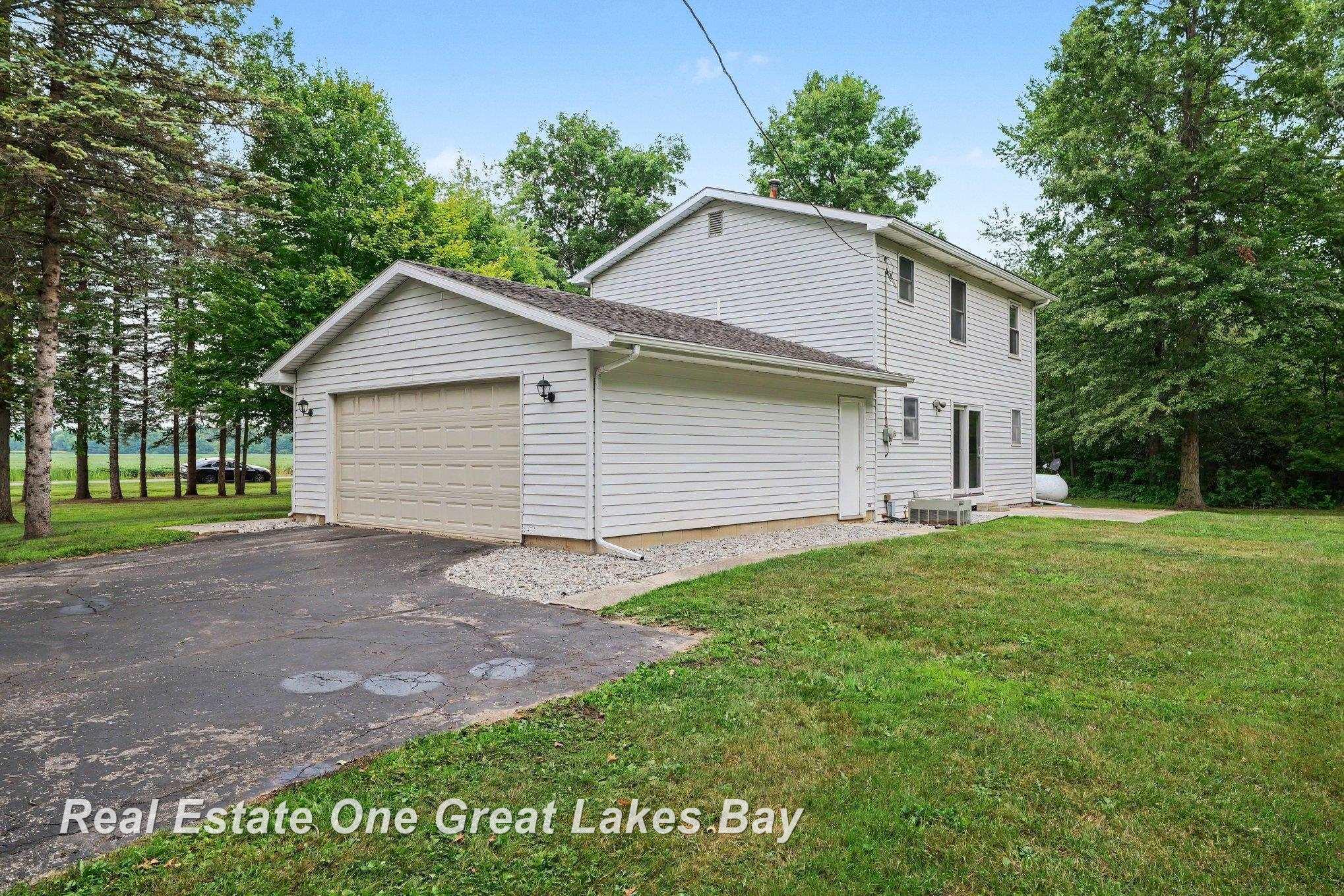 5th image of 2289 S Brennan Rd, Hemlock, MI 48626 | MLS# 50217665