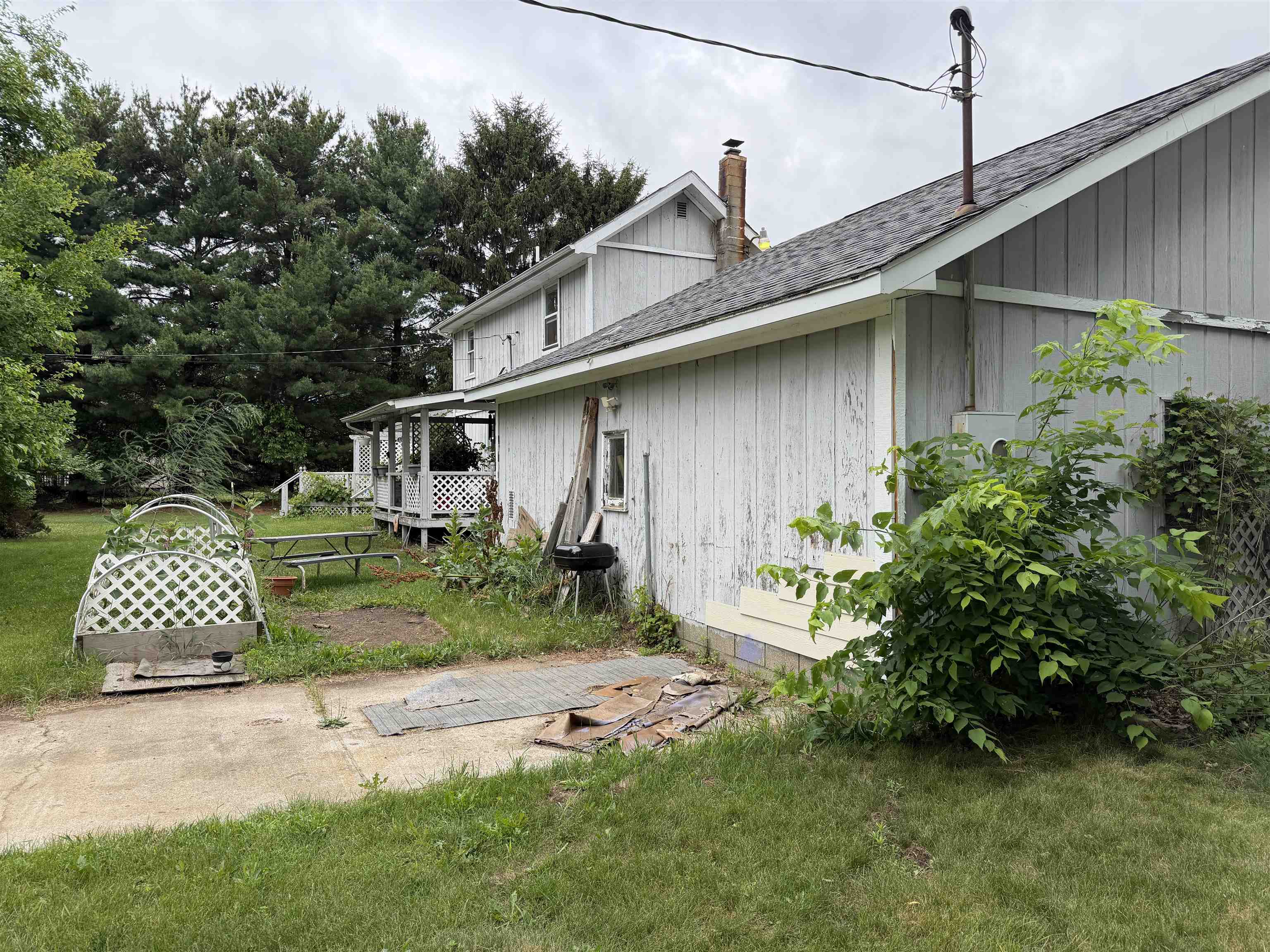 2nd image of 6460 E Bennington Rd, Durand, MI 48429 | MLS# 50217688