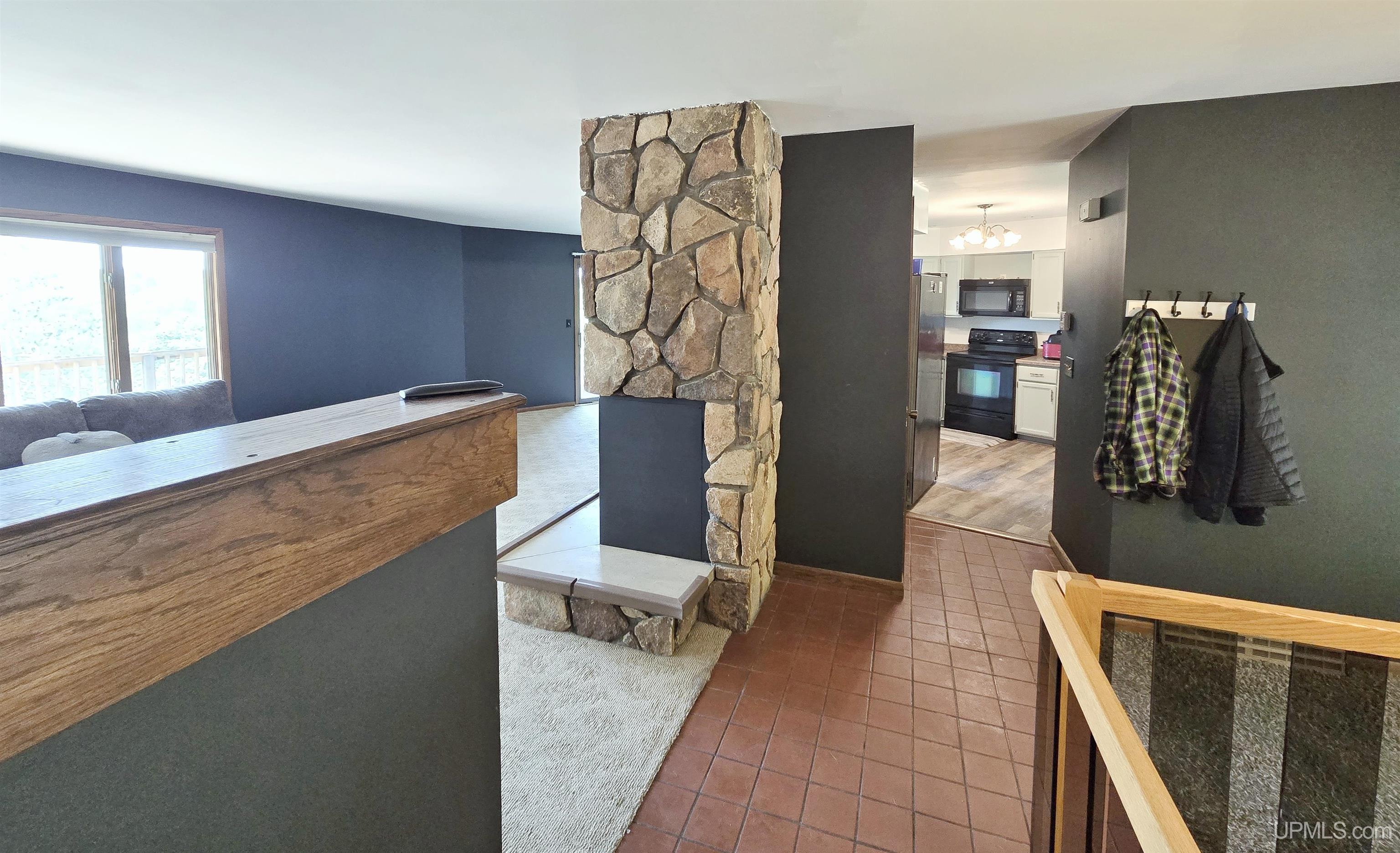 N4073 Pine Mountain Drive