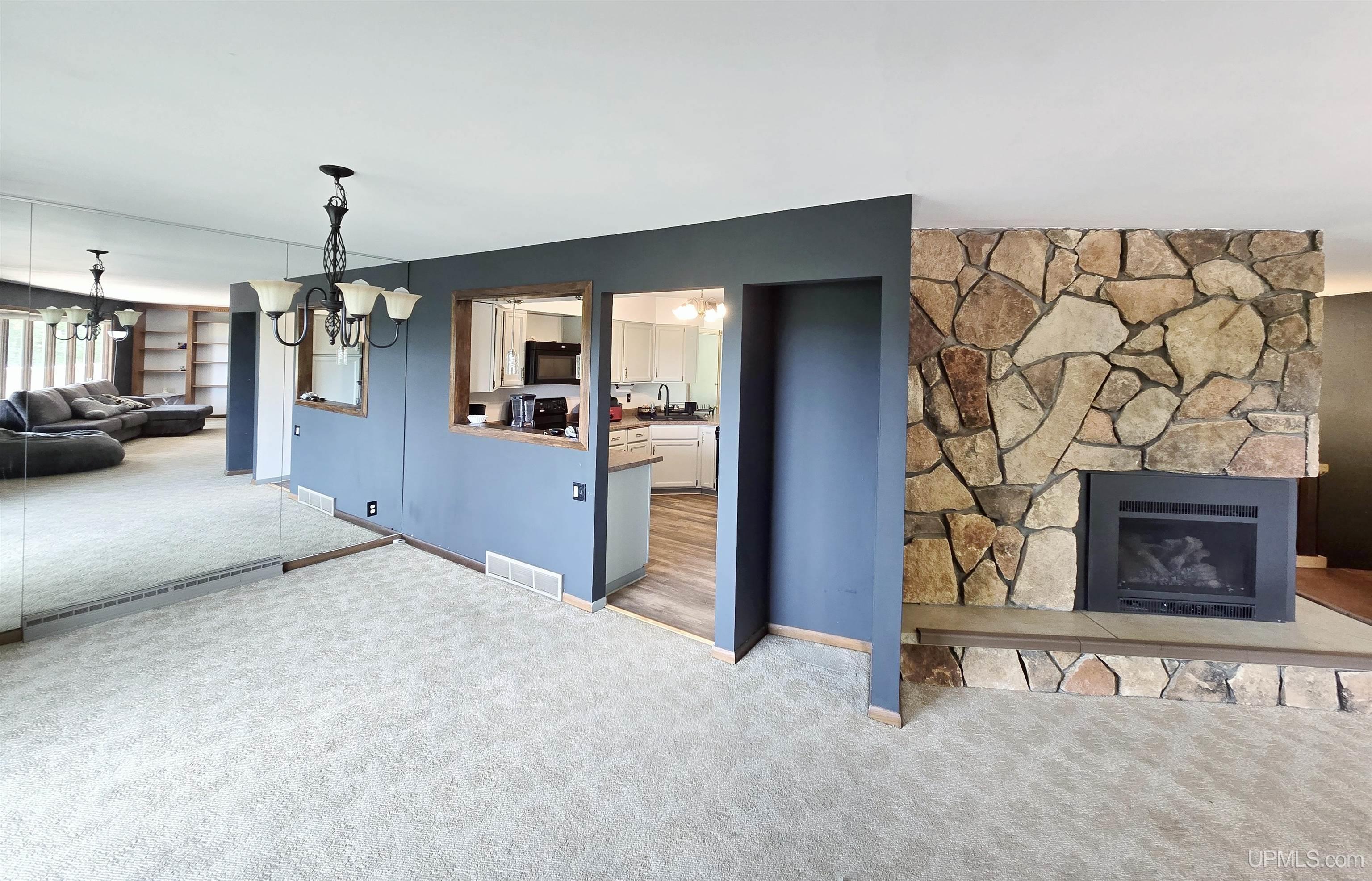 N4073 Pine Mountain Drive