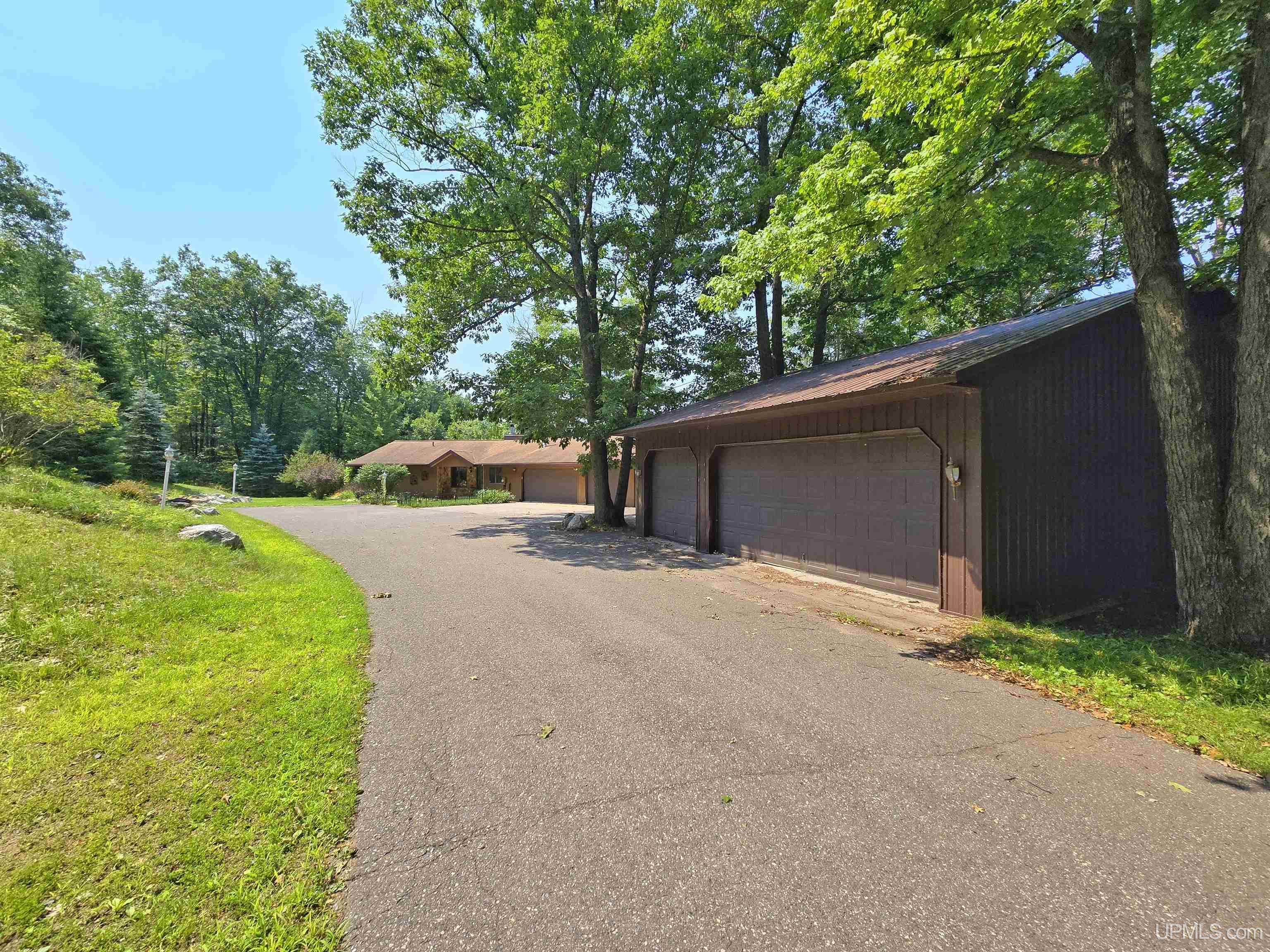 3rd image of N4073 Pine Mountain Dr, Iron Mountain, MI 49801 | MLS# 50217689